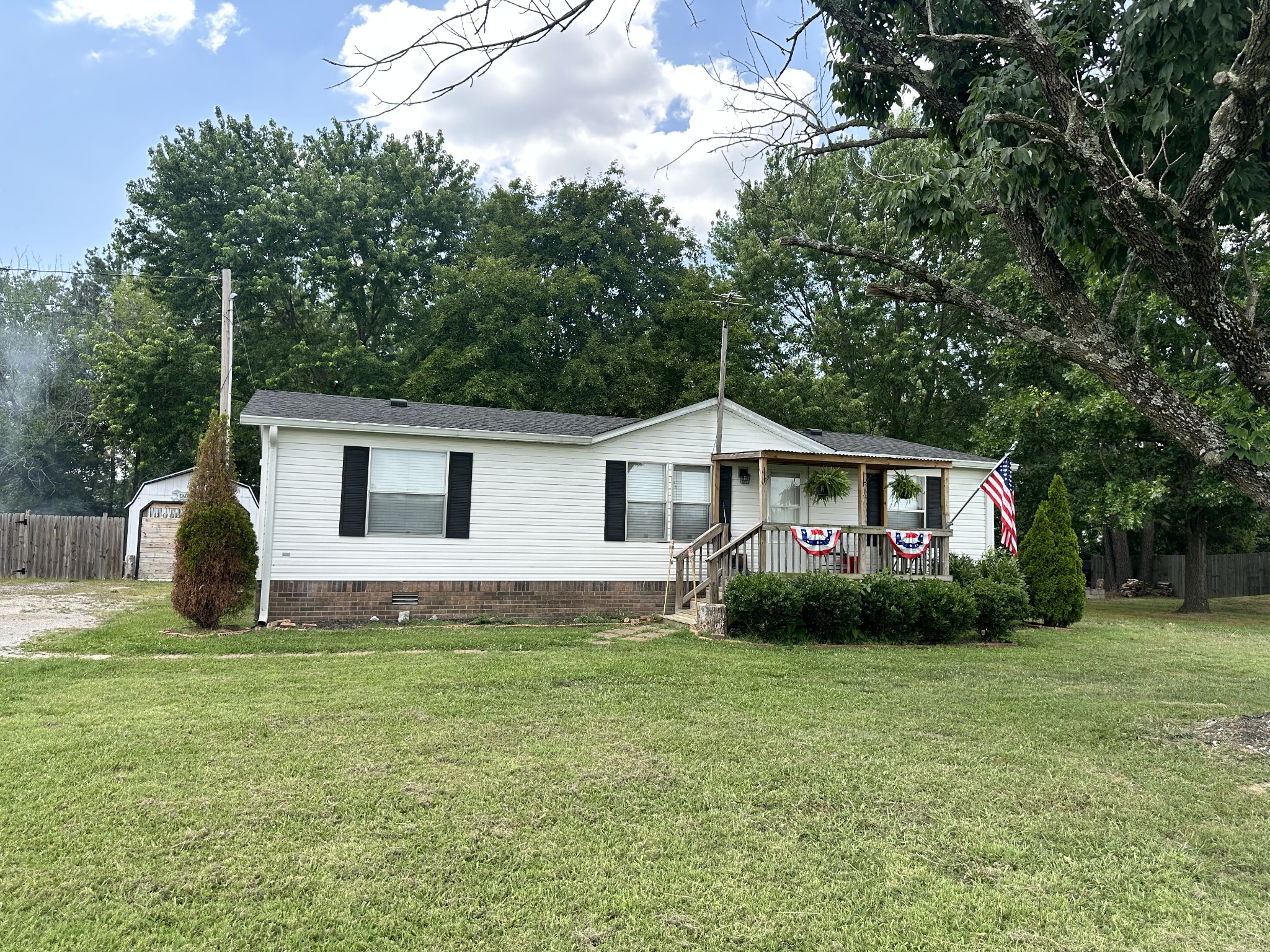 55 Tuckers Gap Rd, Lebanon, TN 37090