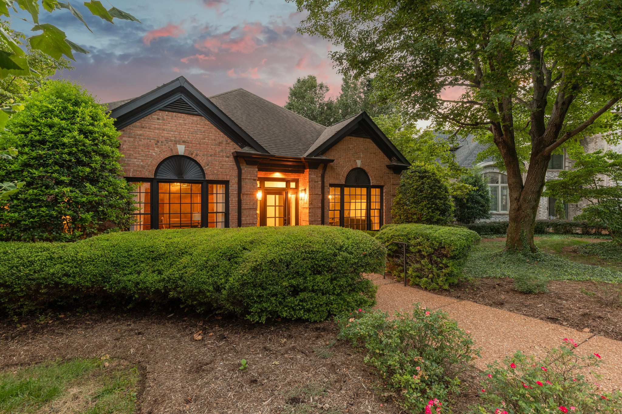 38 Erwin Ct, Nashville, TN 37205