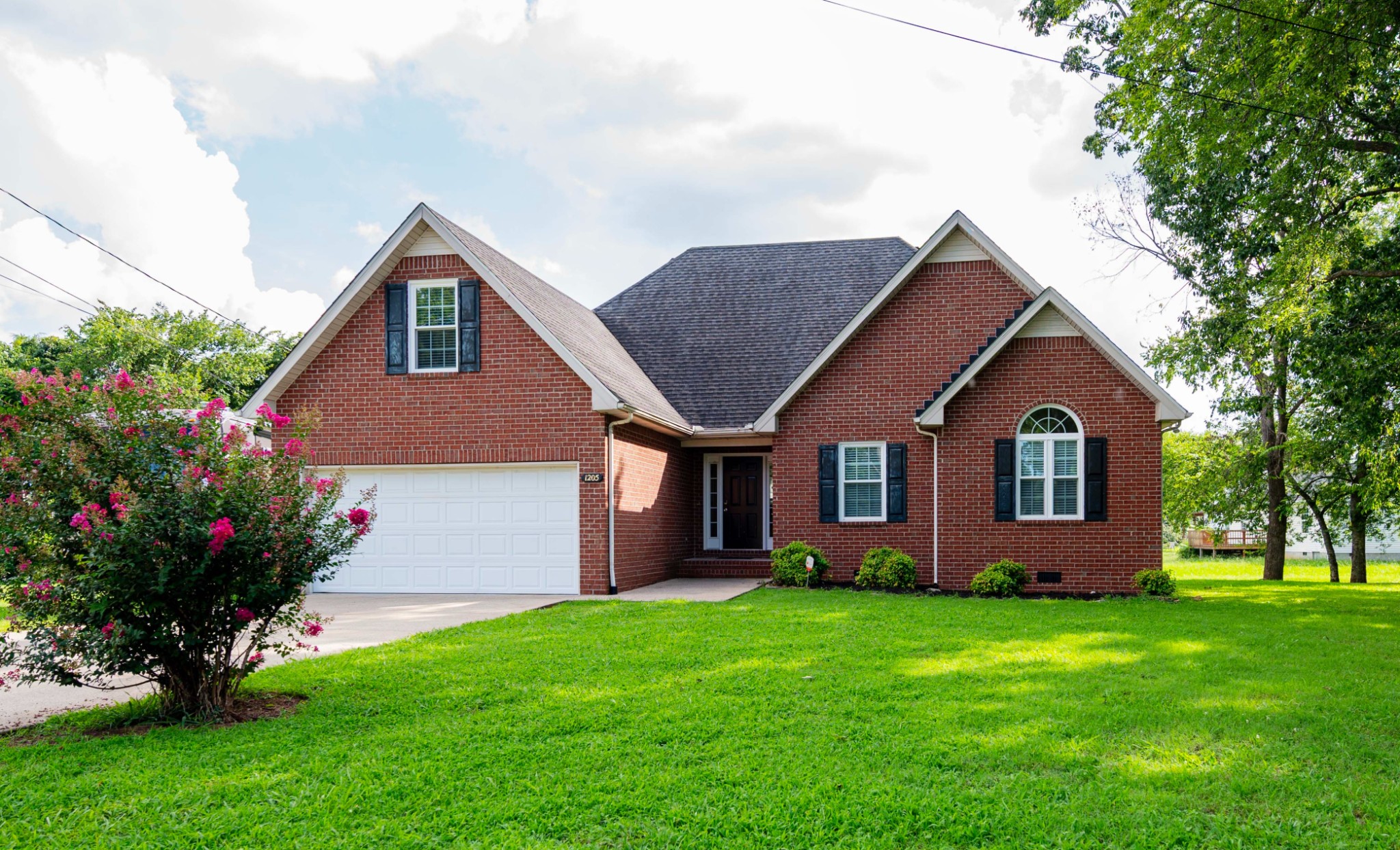 1205 Edgewood Ct, Murfreesboro, TN 37130