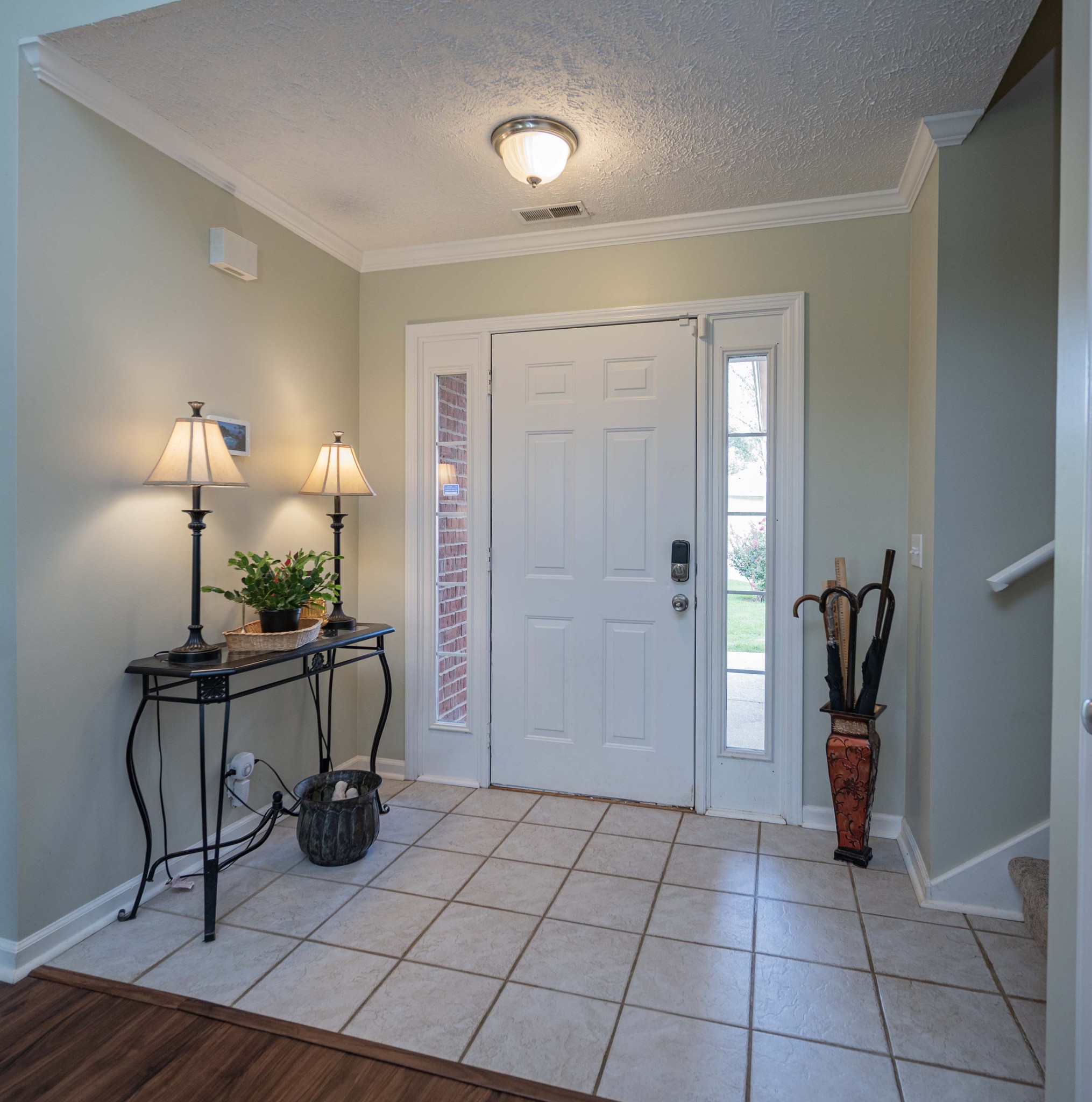 1205 Edgewood Ct, Murfreesboro, TN 37130