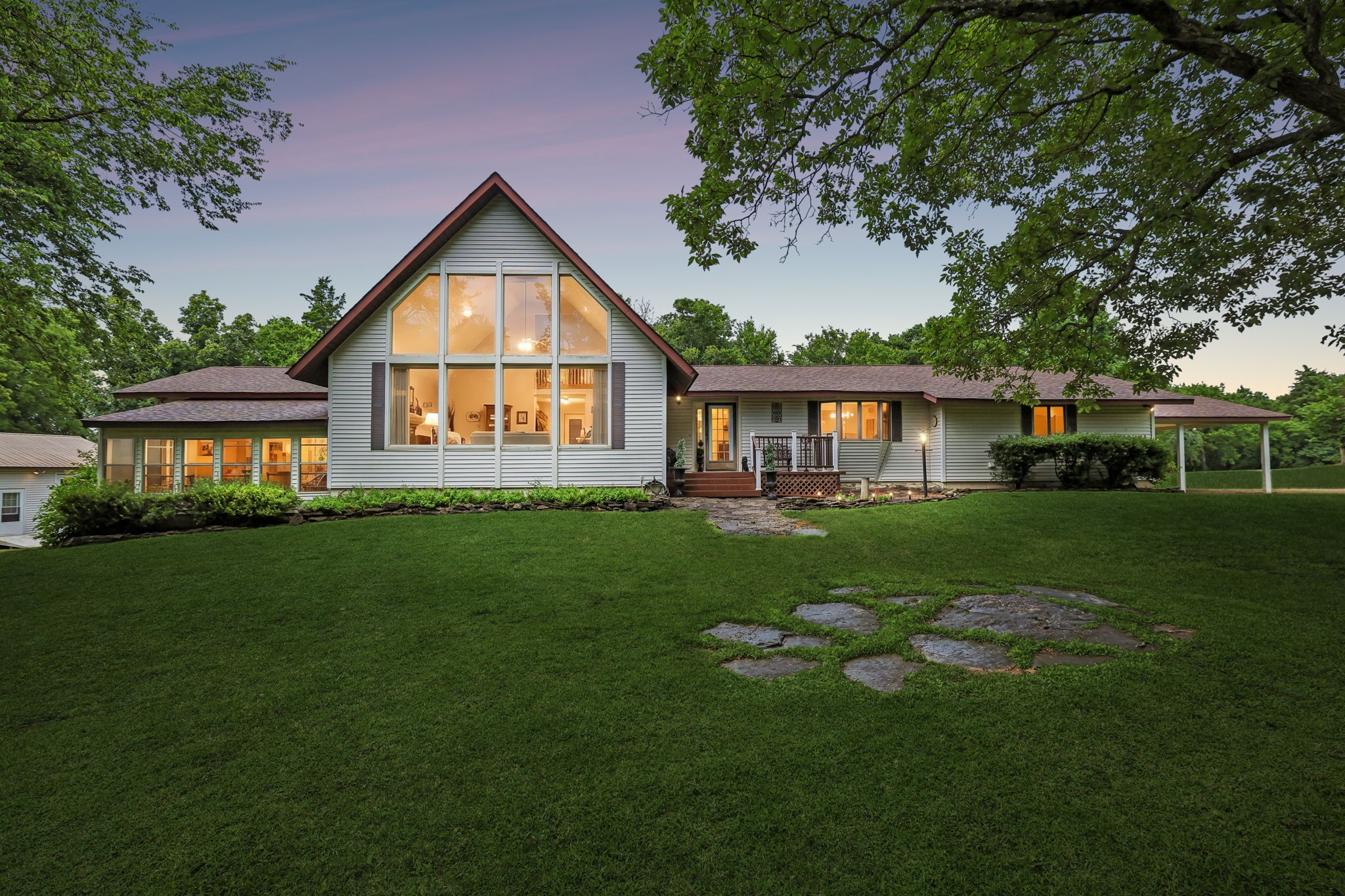 11627 Bell Buckle Rd, Bell Buckle, TN 37020