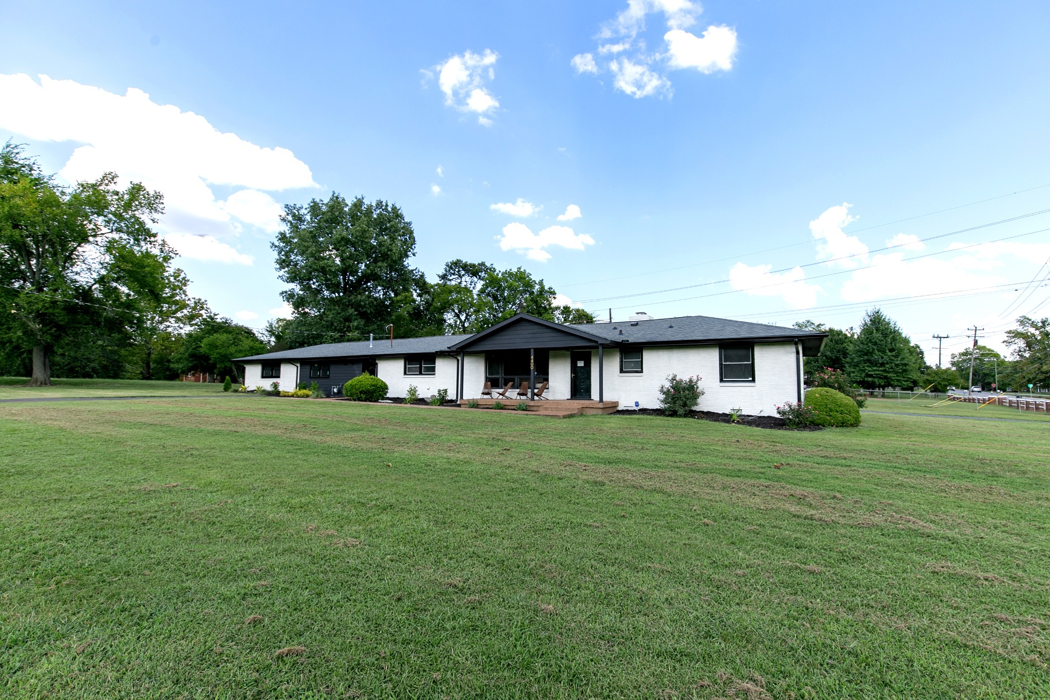 4400 Gra Mar Dr, Nashville, TN 37216