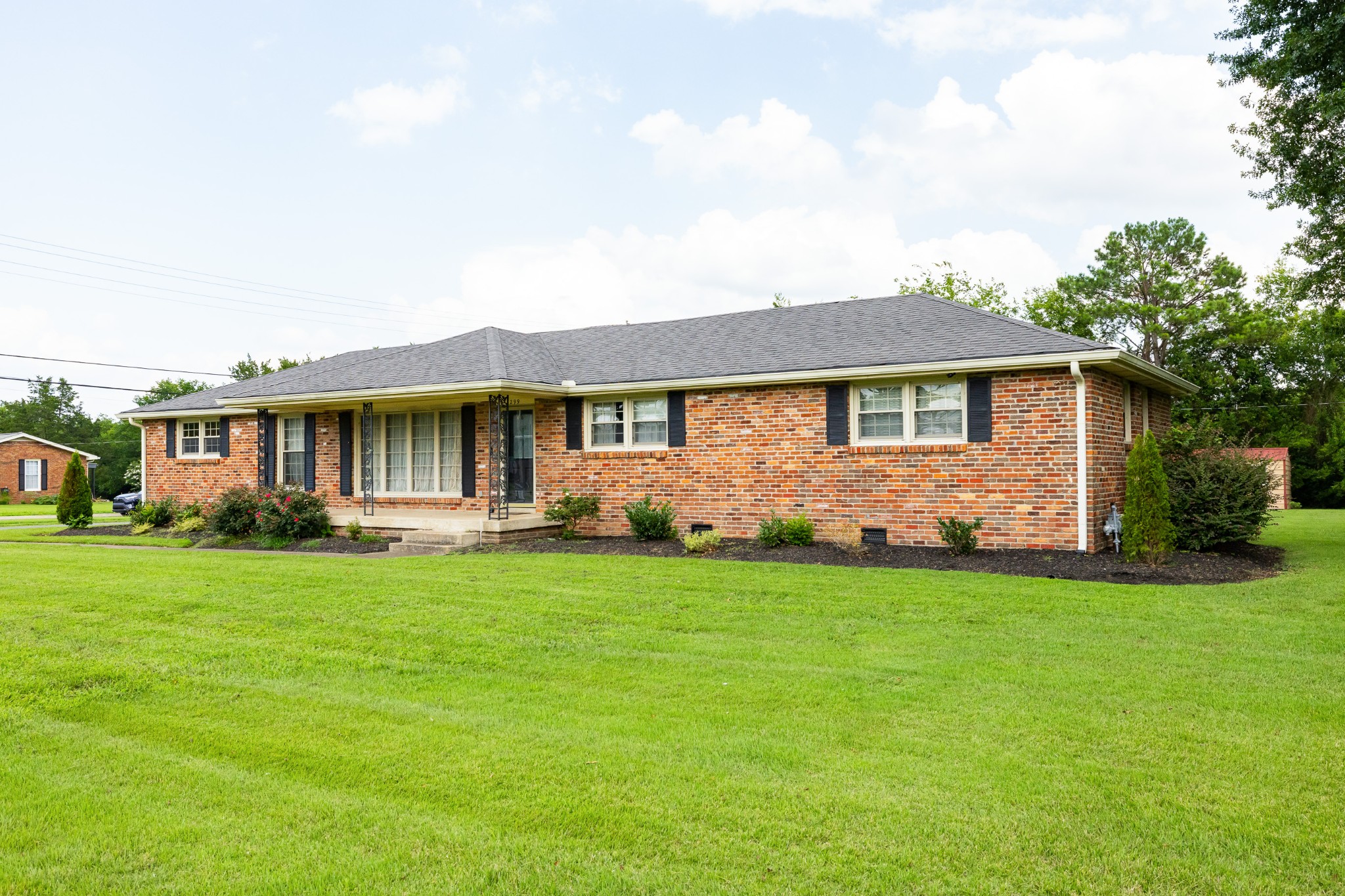 299 Winwood Dr, Lebanon, TN 37087