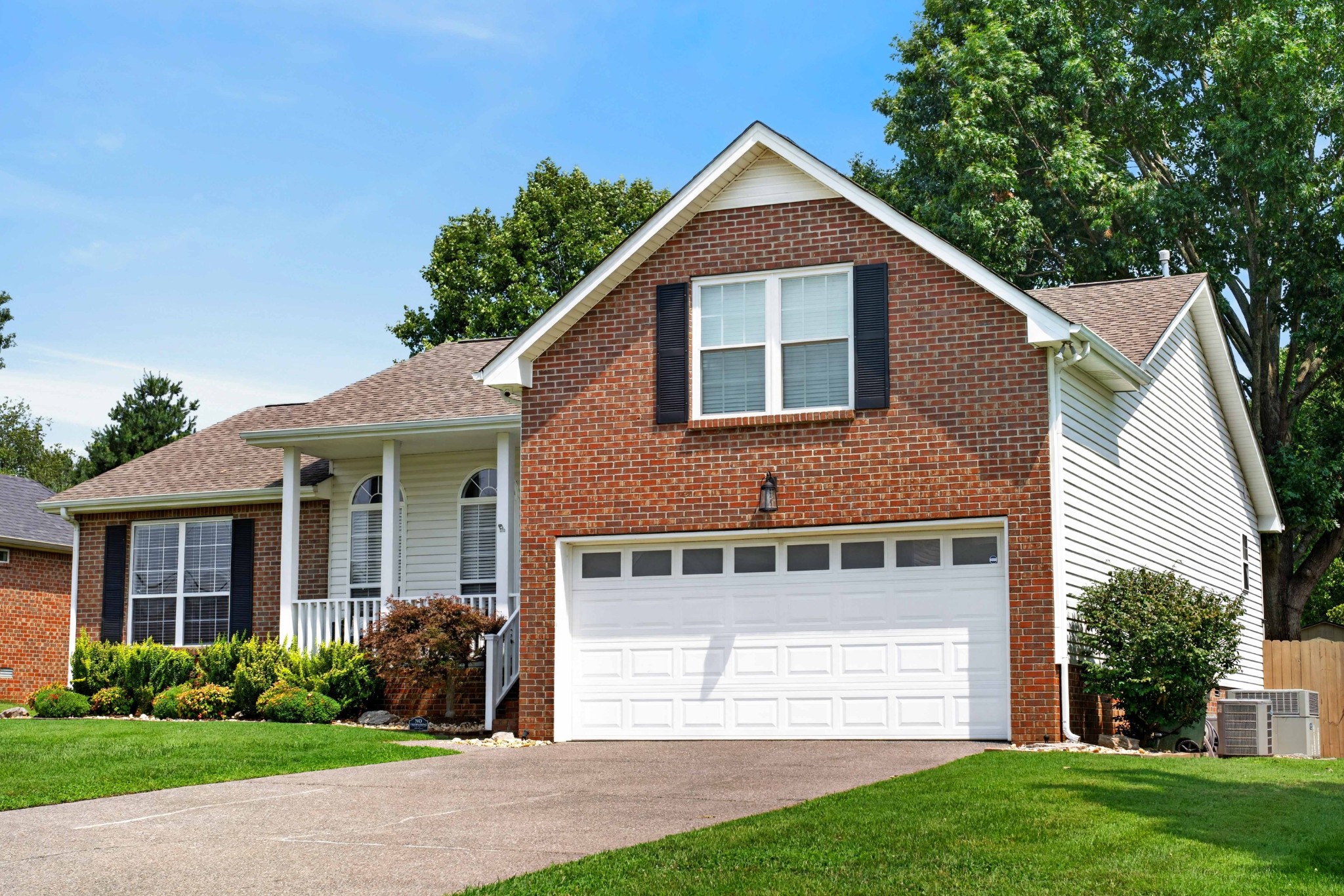 612 Bradford Dr, Gallatin, TN 37066