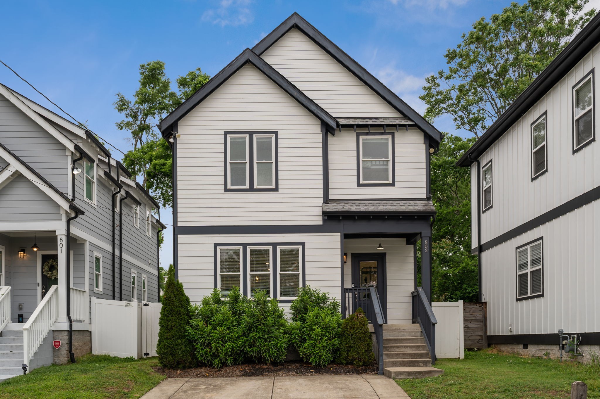 803 21st Ave N, Nashville, TN 37208