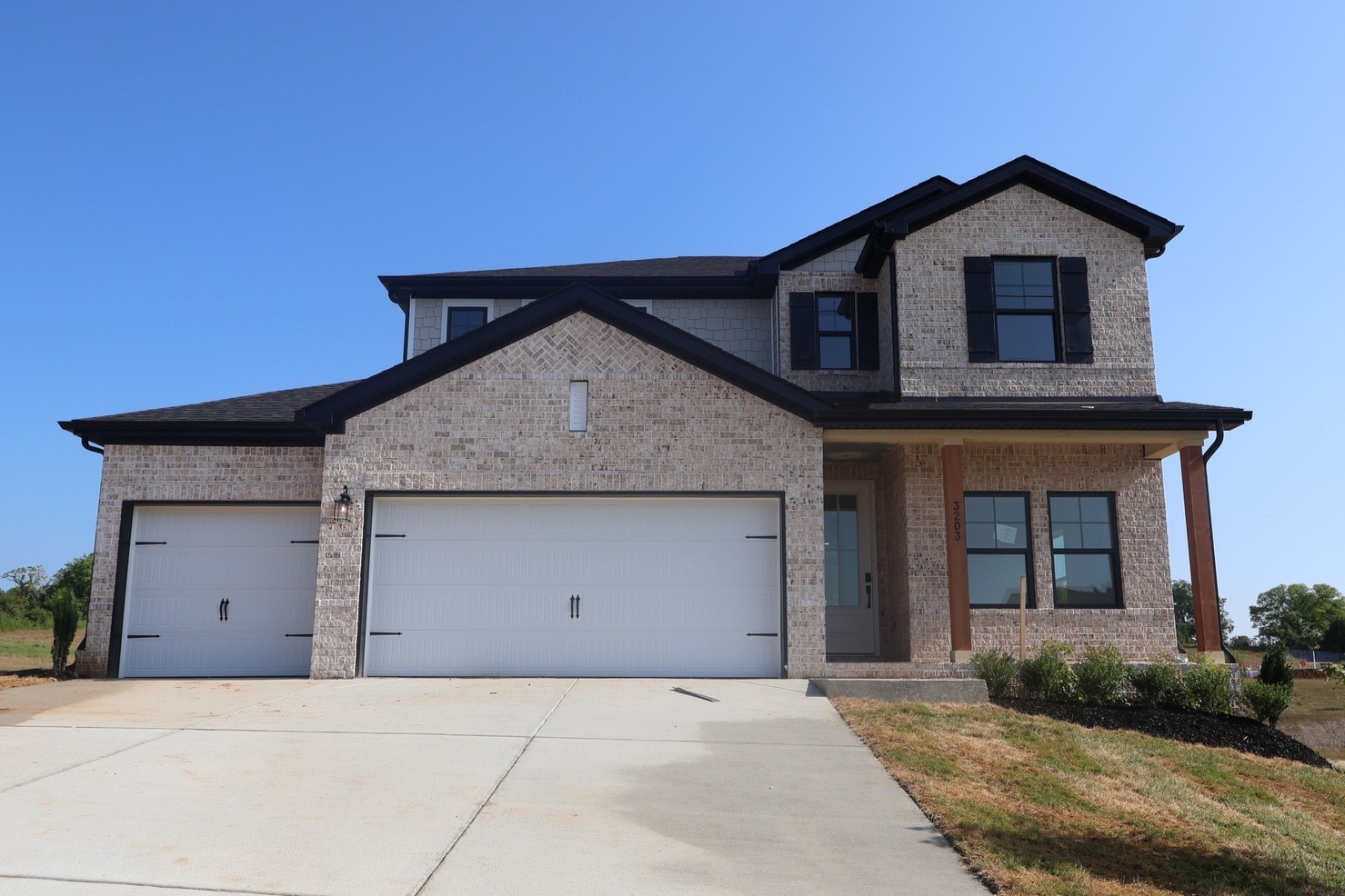 3203 Gravity Dr, Columbia, TN 38401