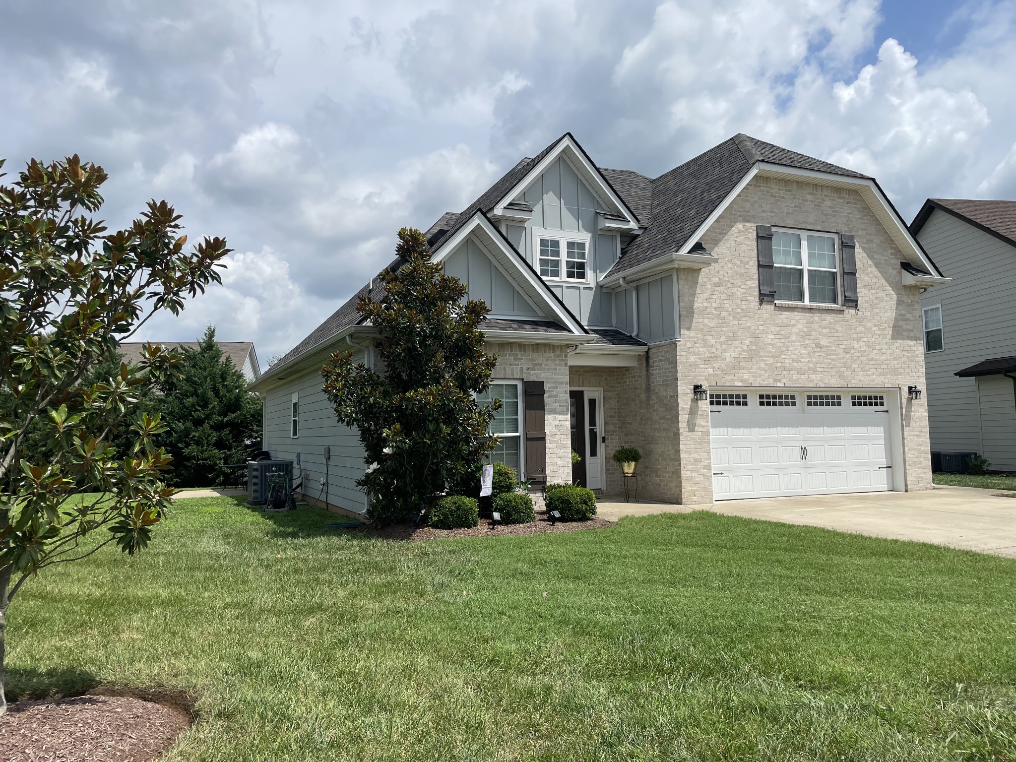 303 Edna May Dr, Murfreesboro, TN 37128