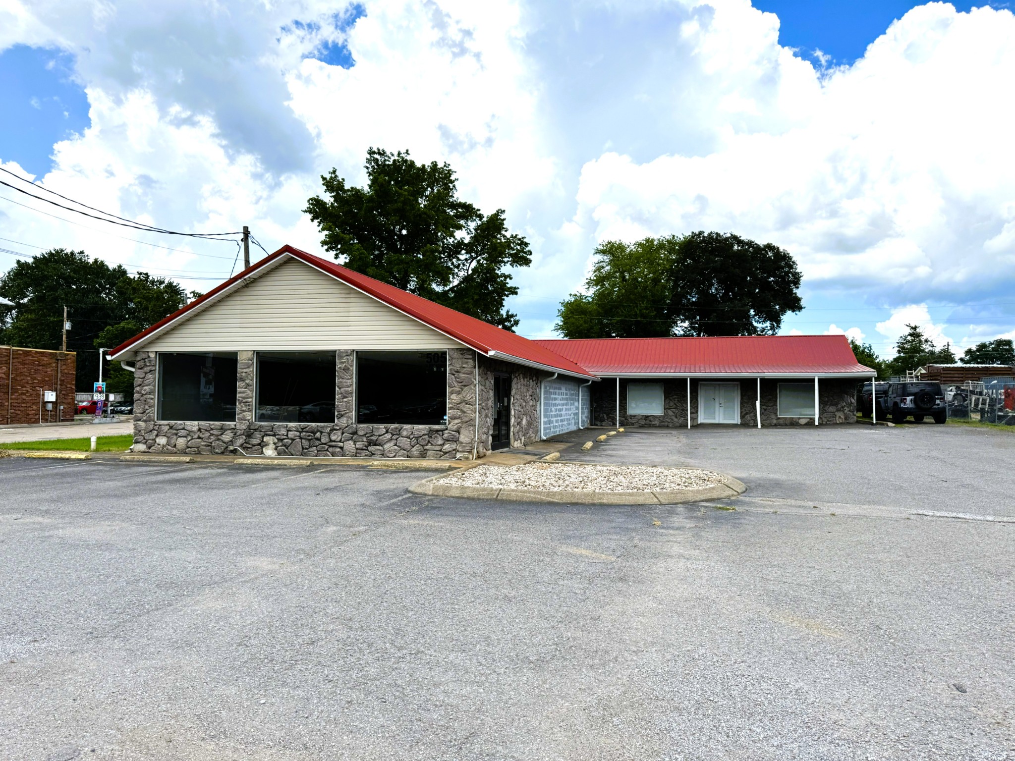 503 N Broadway, Portland, TN 37148