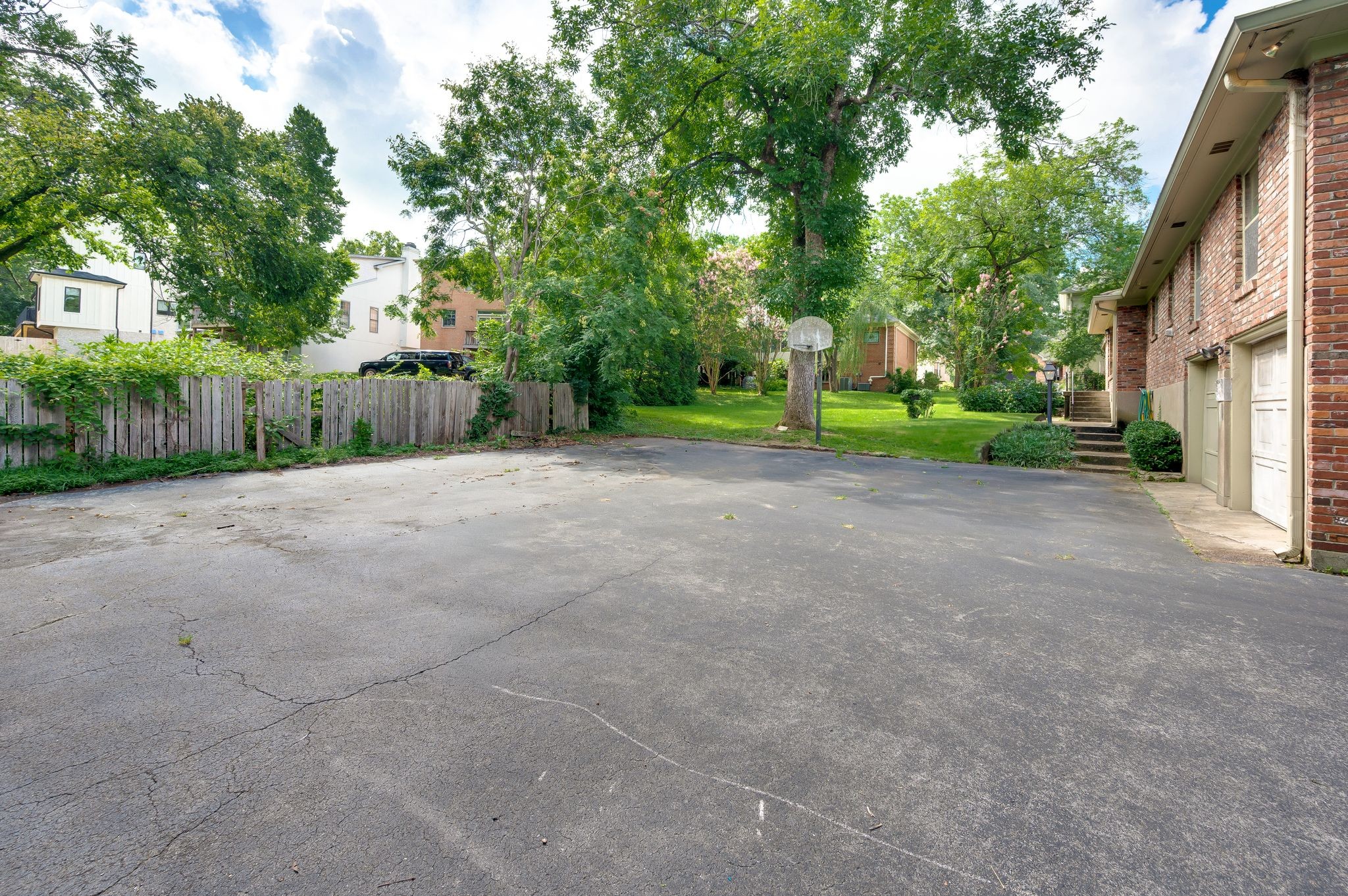 4422 Granny White Pike, Nashville, TN 37204