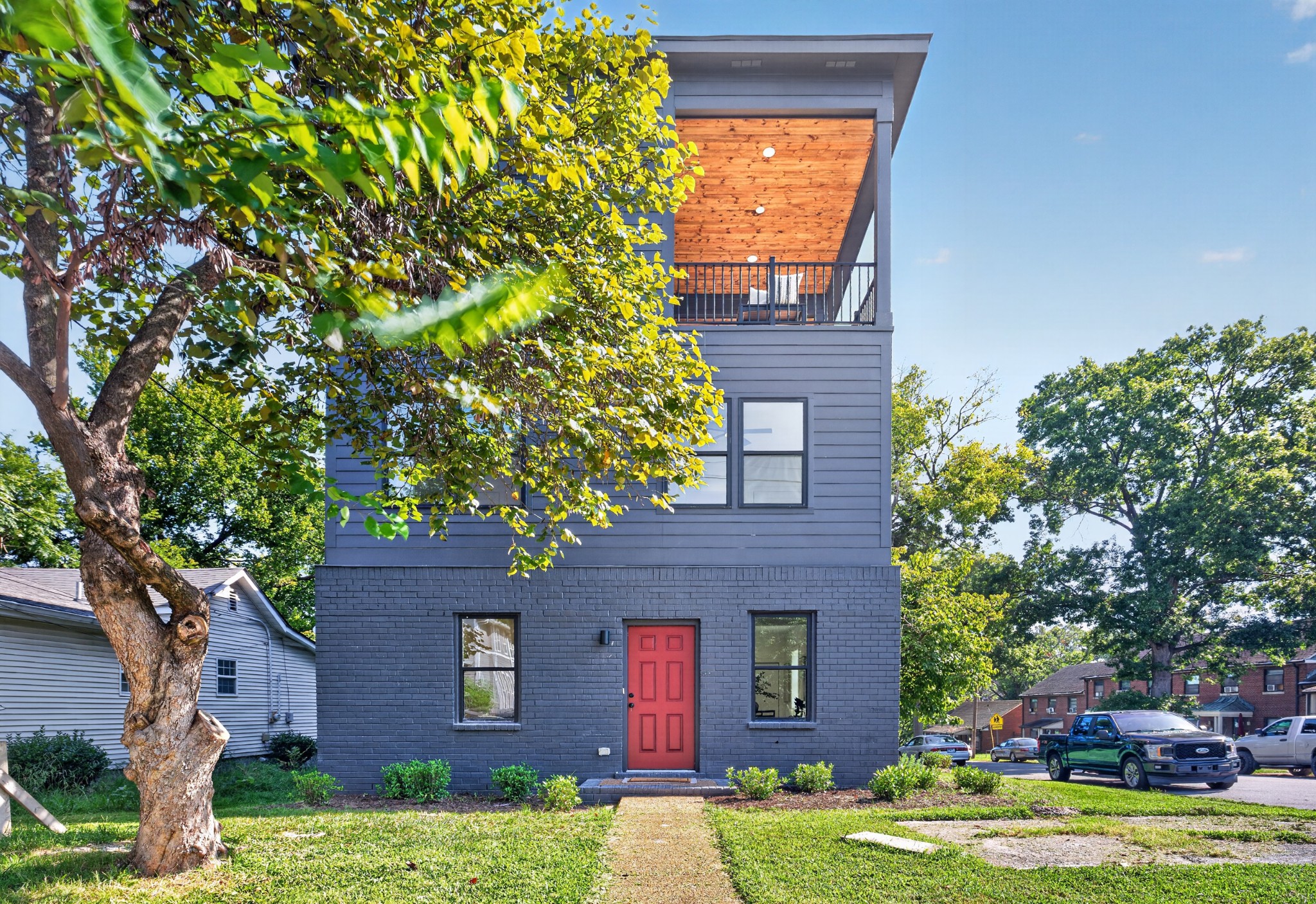 1618 9th Ave N #B, Nashville, TN 37208