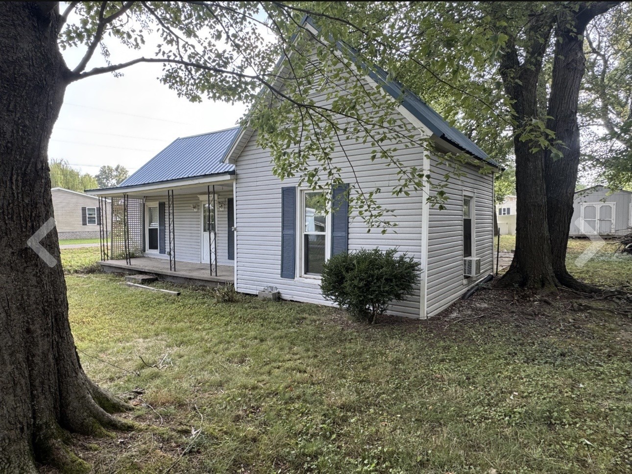 1200 N Church St, Portland, TN 37148
