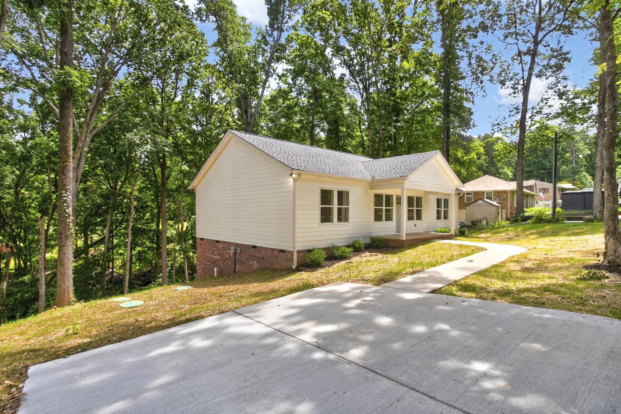 226 Hillcrest Dr, Ashland City, TN 37015