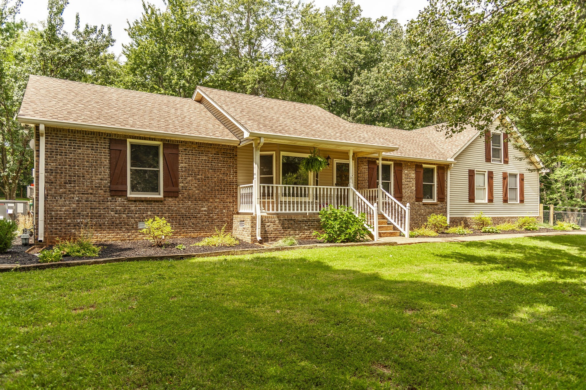205 Overlook Ct, White House, TN 37188