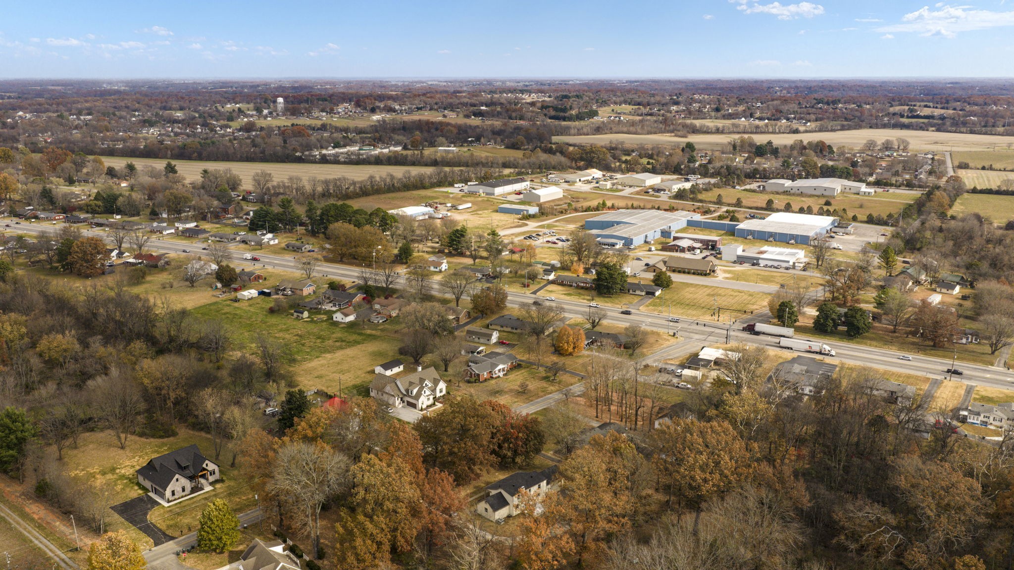 104 W Longview Dr, Portland, TN 37148