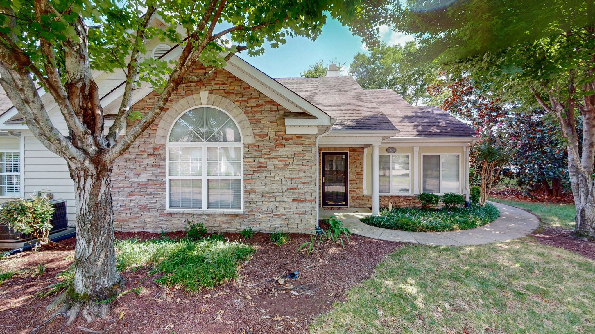 825 Browns Ln #2603, Gallatin, TN 37066