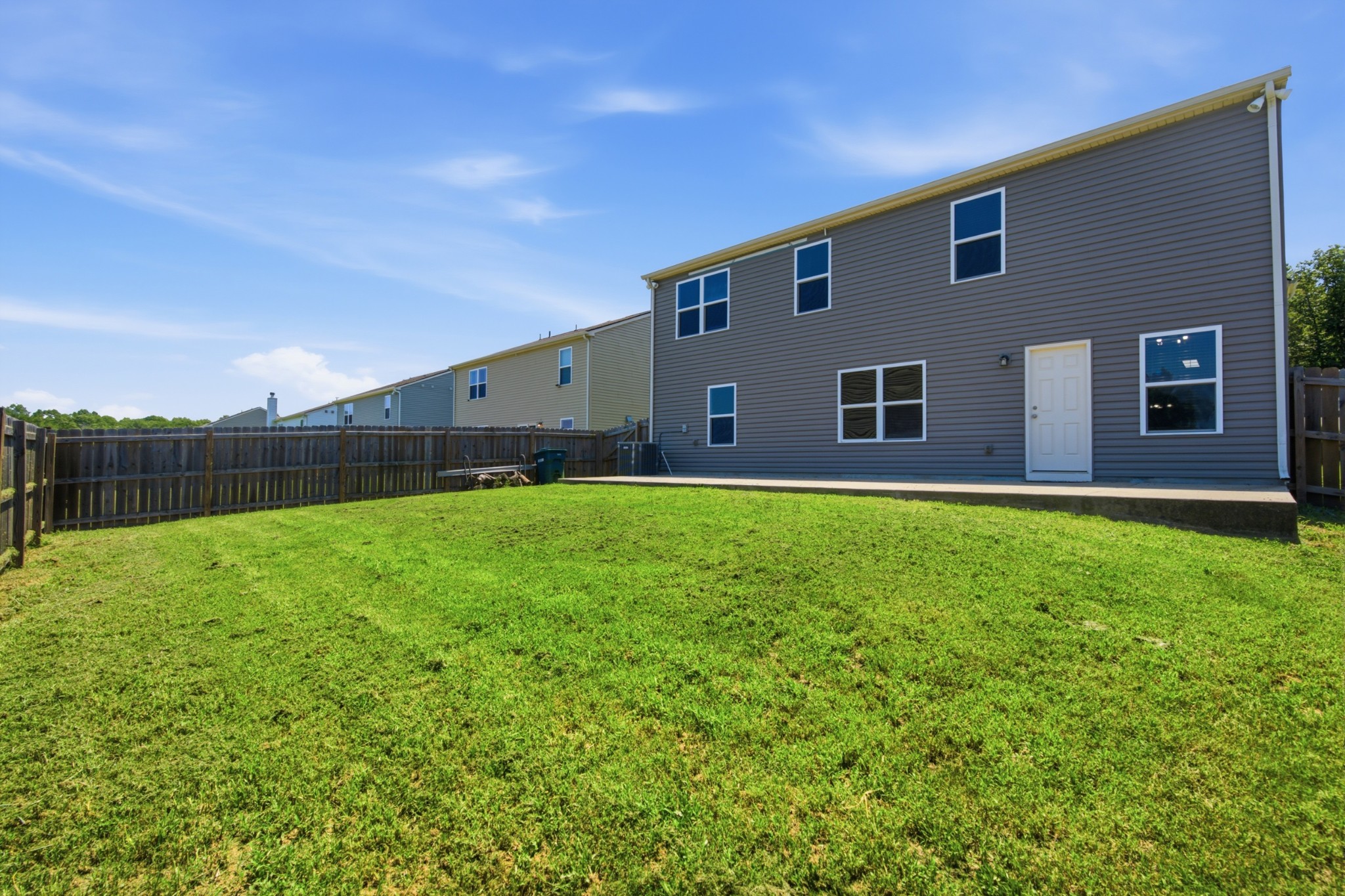 1445 Old Stone Rd, Lebanon, TN 37087