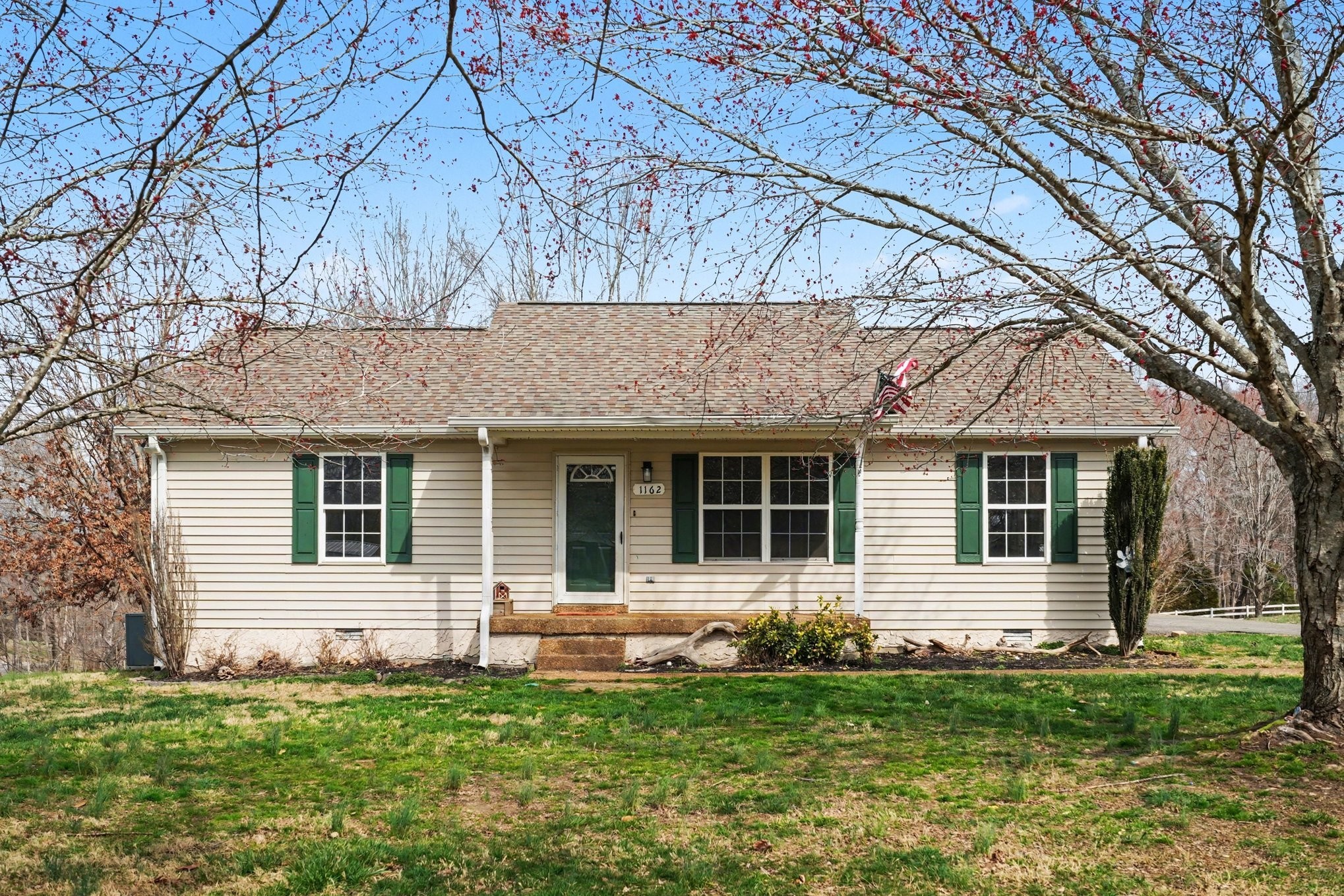 1162 Peter Pond Rd, Ashland City, TN 37015