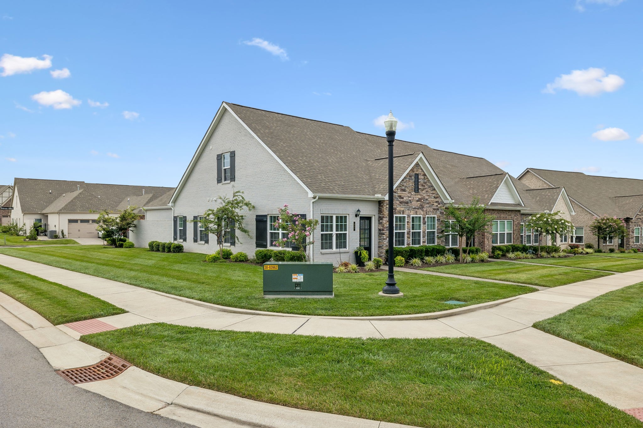 903 Meadowcrest Way, Lebanon, TN 37090