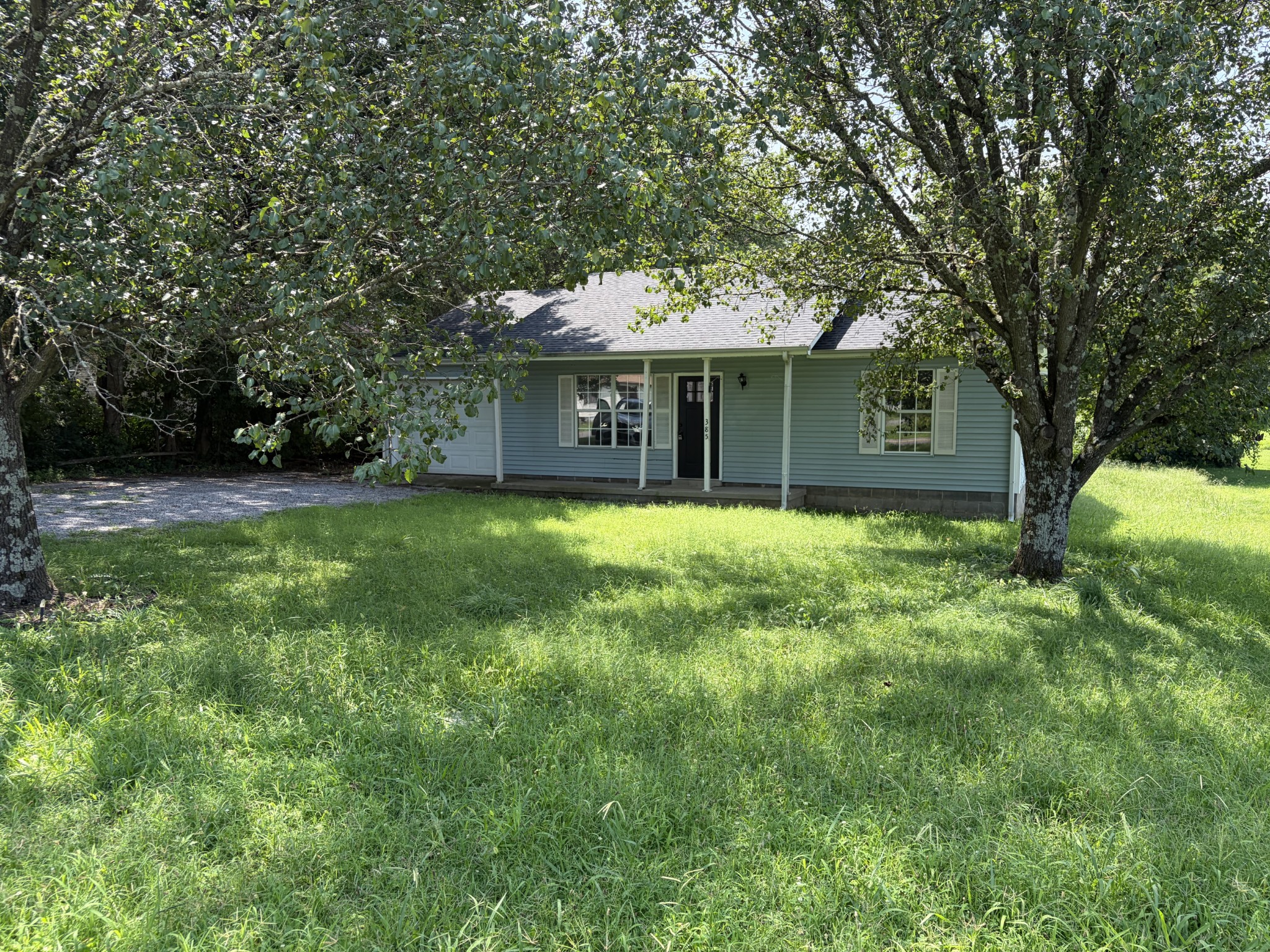 385 Jefferson Pike, La Vergne, TN 37086