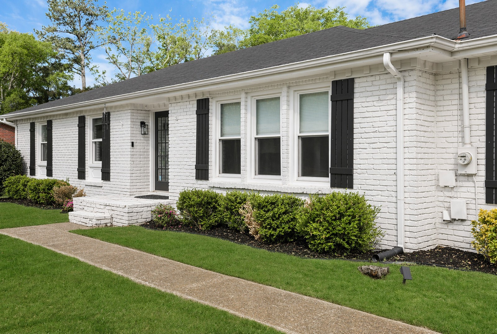 1136 Howell Dr, Franklin, TN 37069