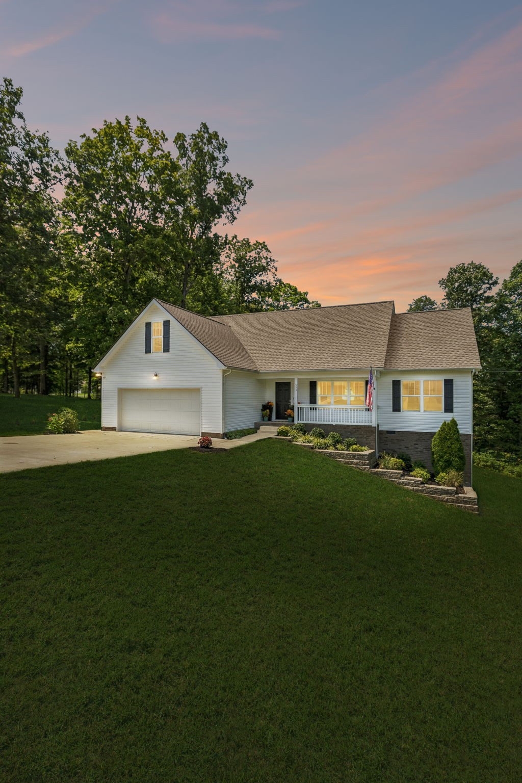 553 Delacy Dr, Fairview, TN 37062