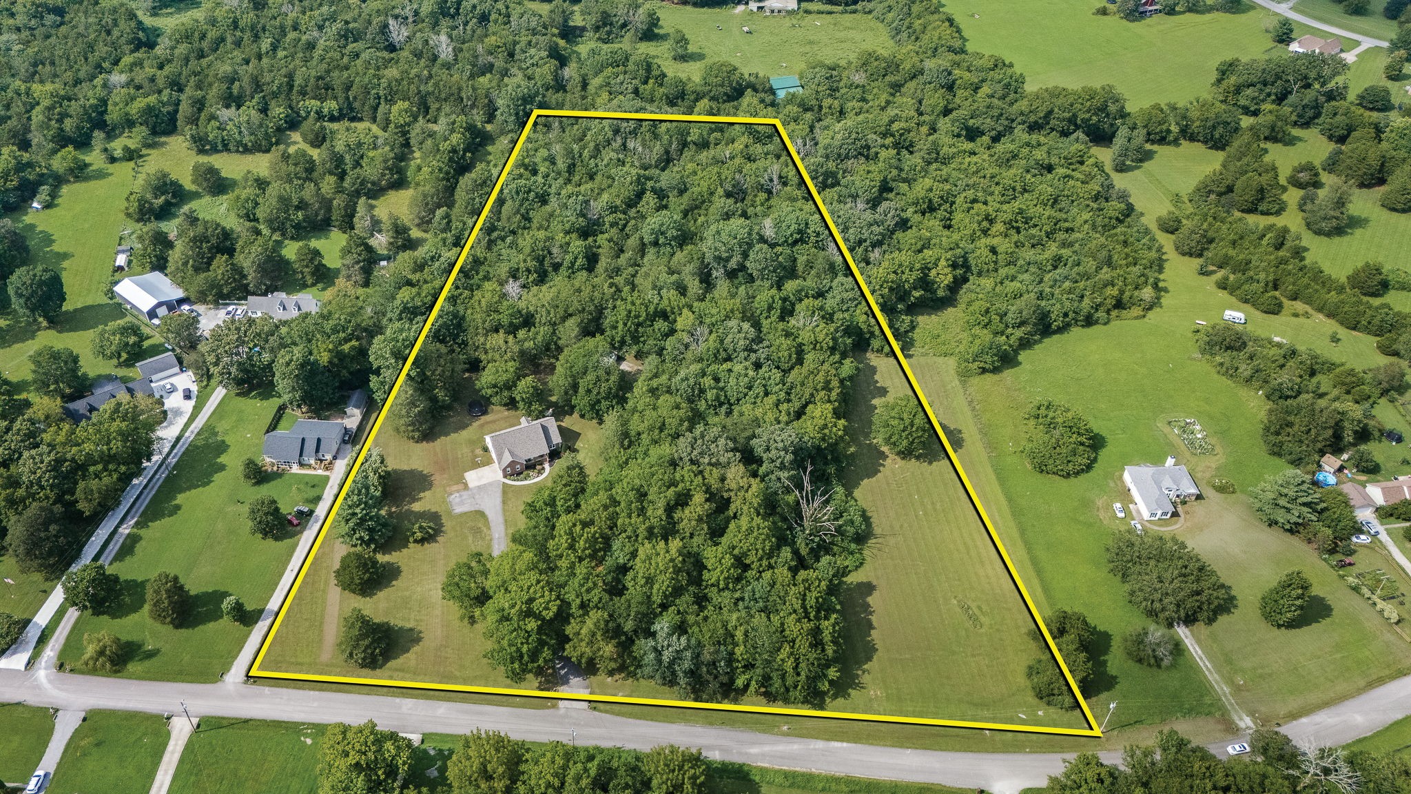 5722 Constantine Dr, Rockvale, TN 37153