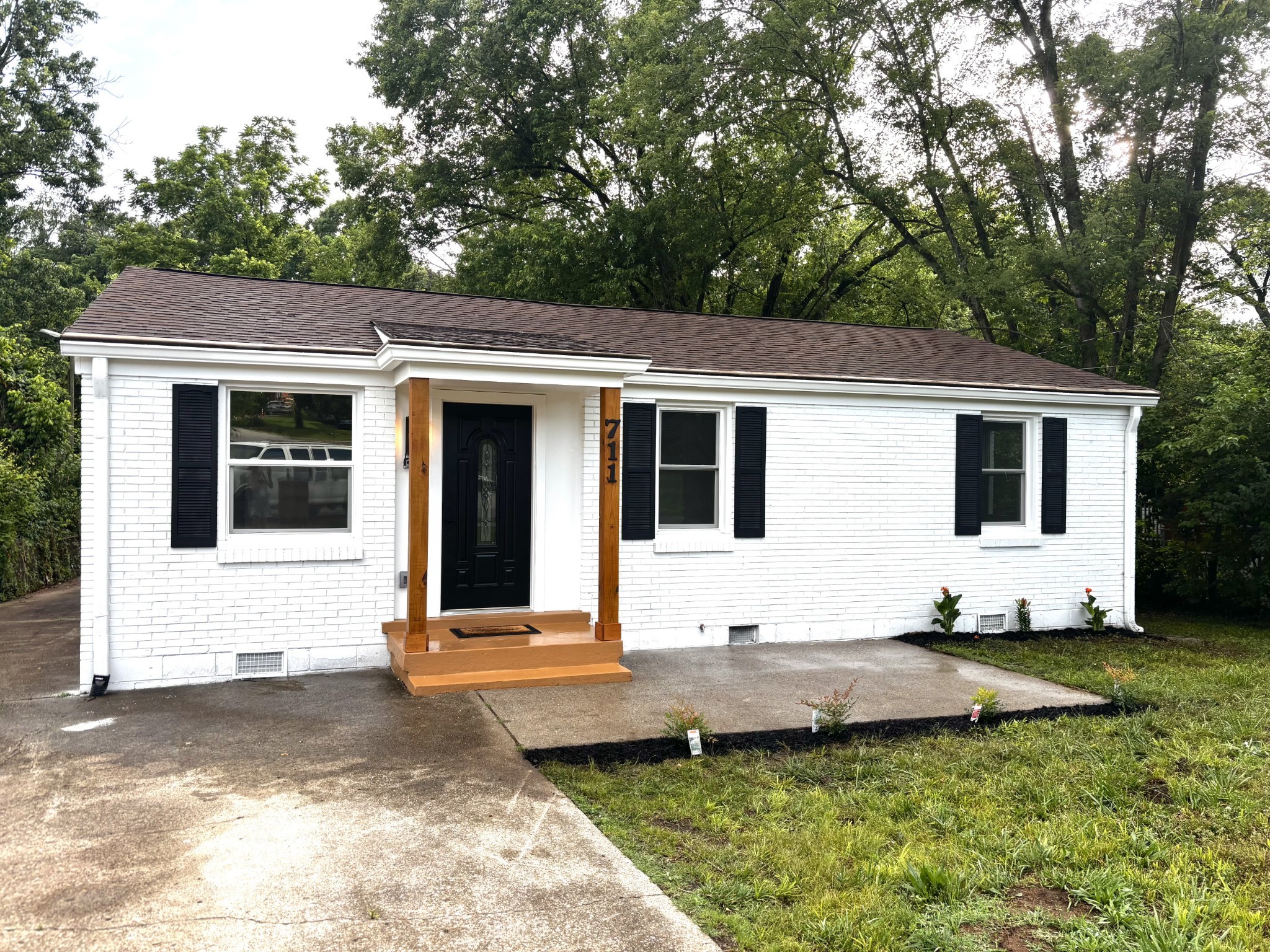 711 Elissa Dr, Nashville, TN 37217