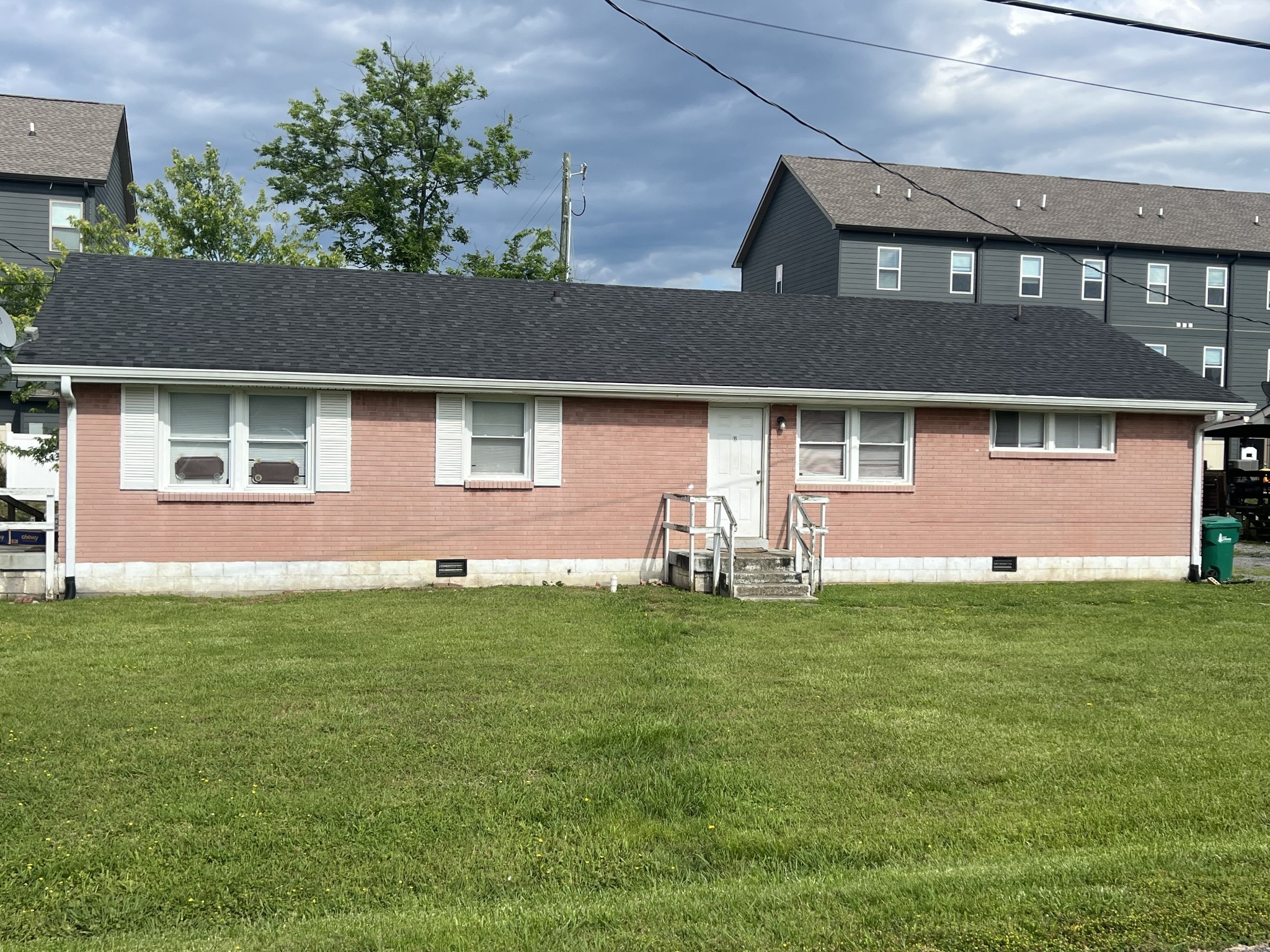 713 Kent Dr, Lebanon, TN 37087