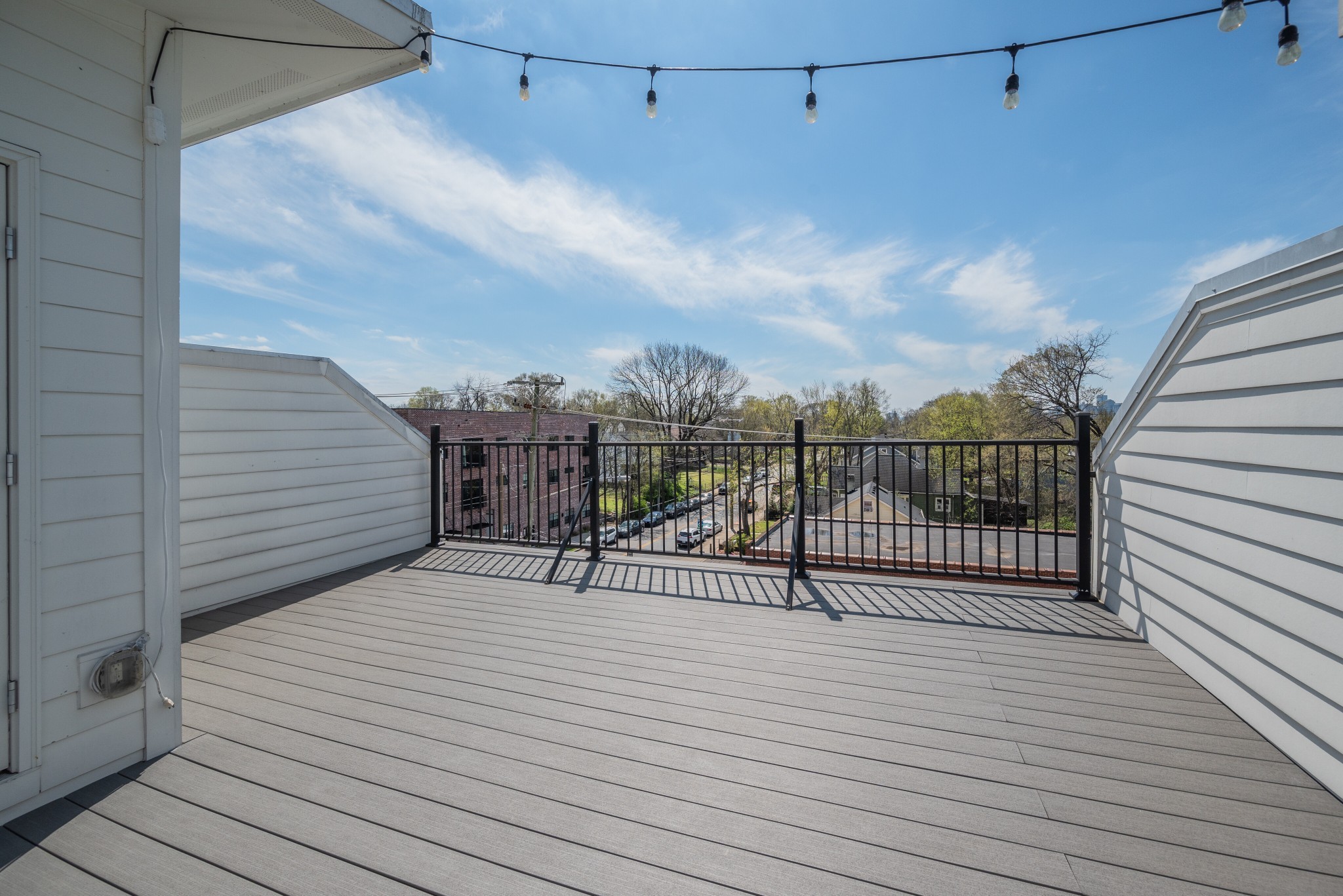 345 Douglas Ave #201, Nashville, TN 37207