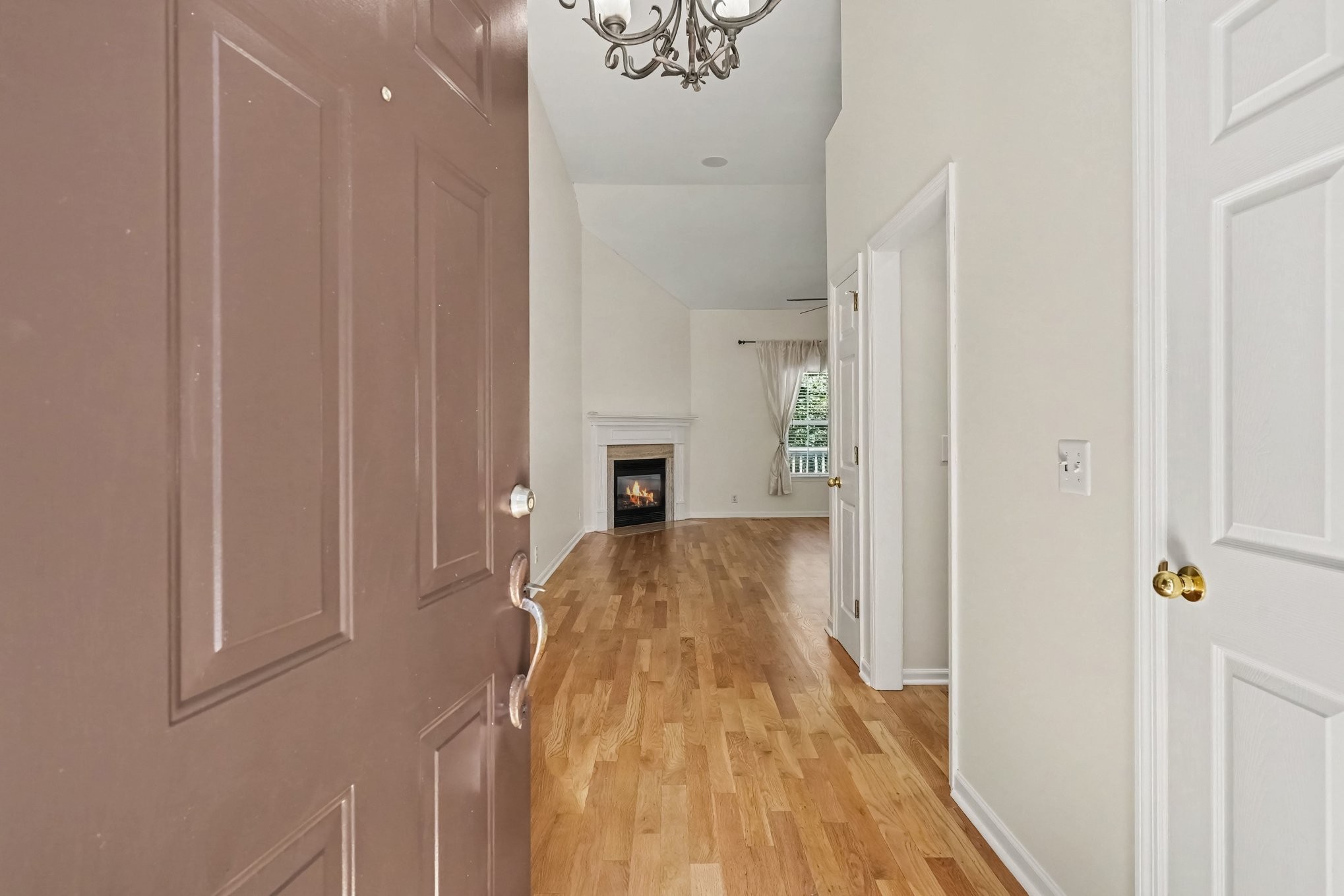 4844 Peninsula Pointe Dr, Hermitage, TN 37076