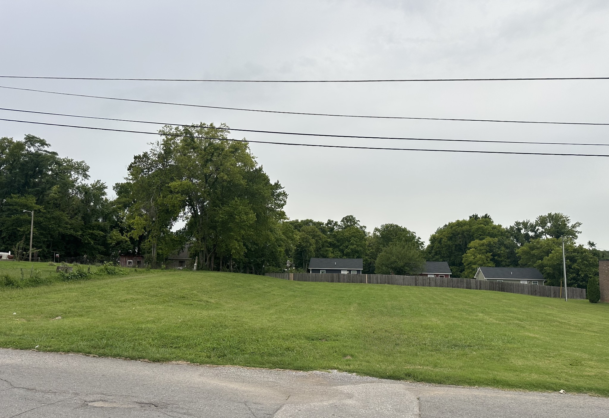 1609 Jones St, Springfield, TN 37172