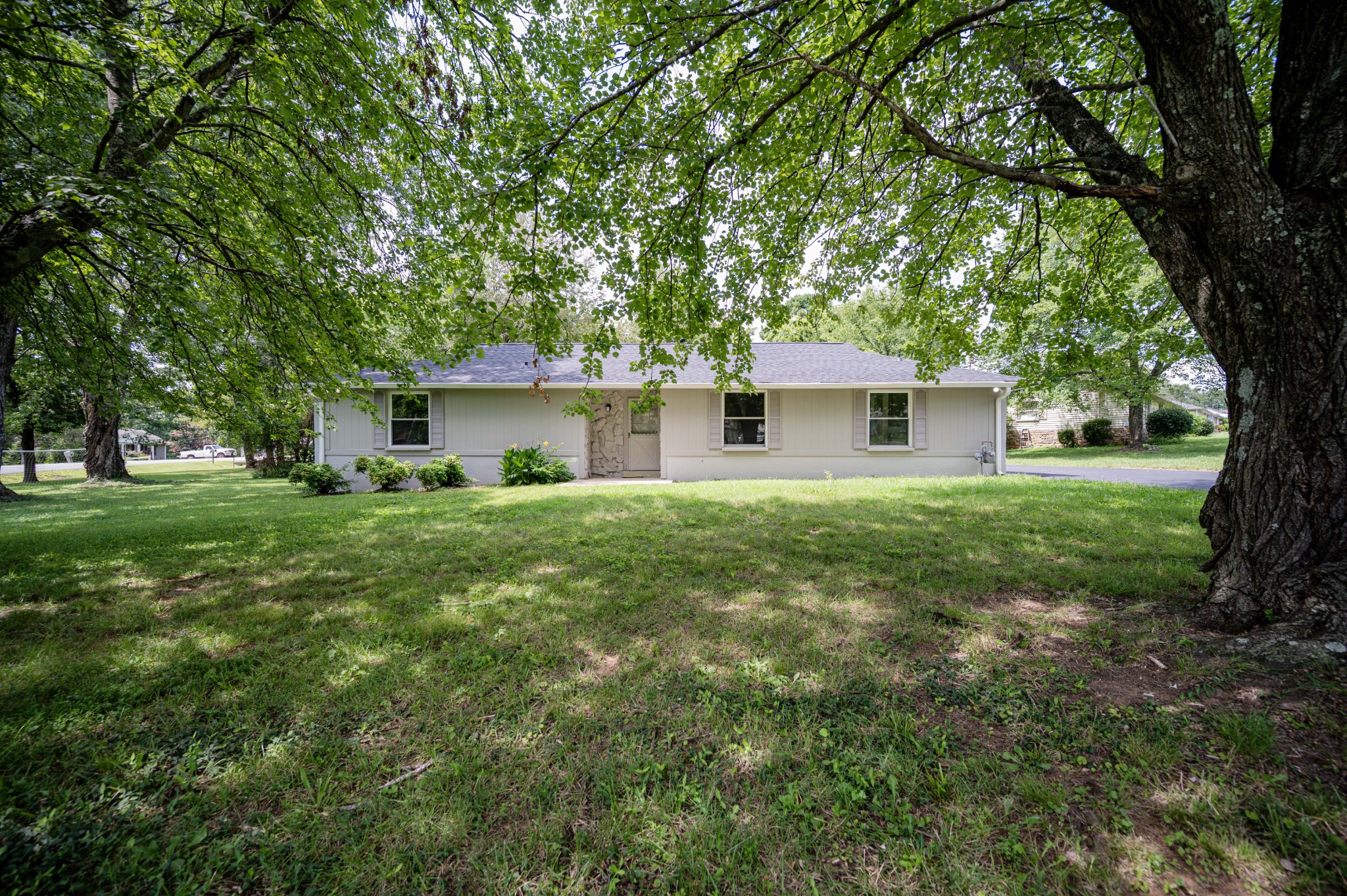 315 Pioneer Dr, Smyrna, TN 37167
