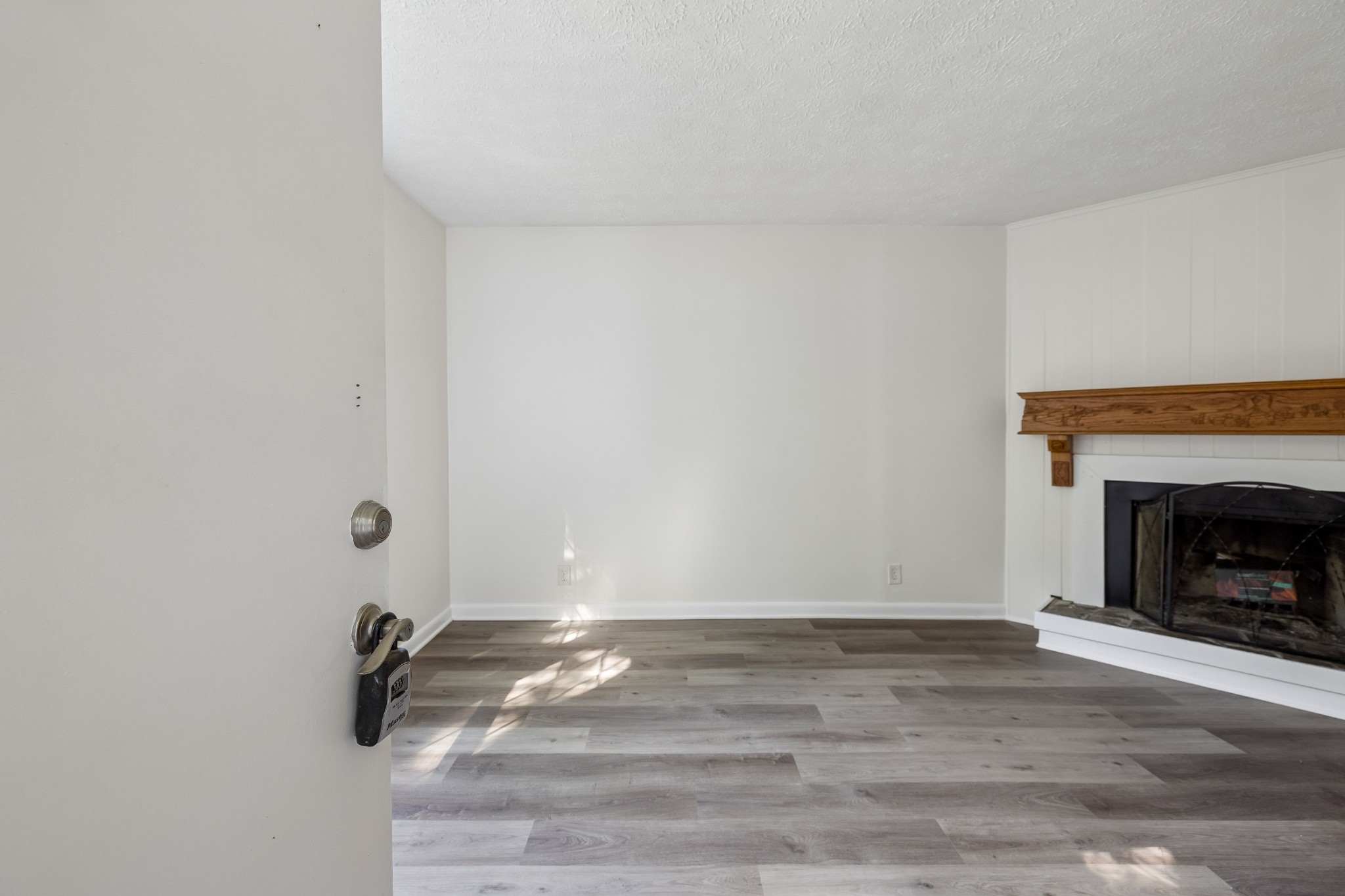 3245 Niagara Dr, Nashville, TN 37214