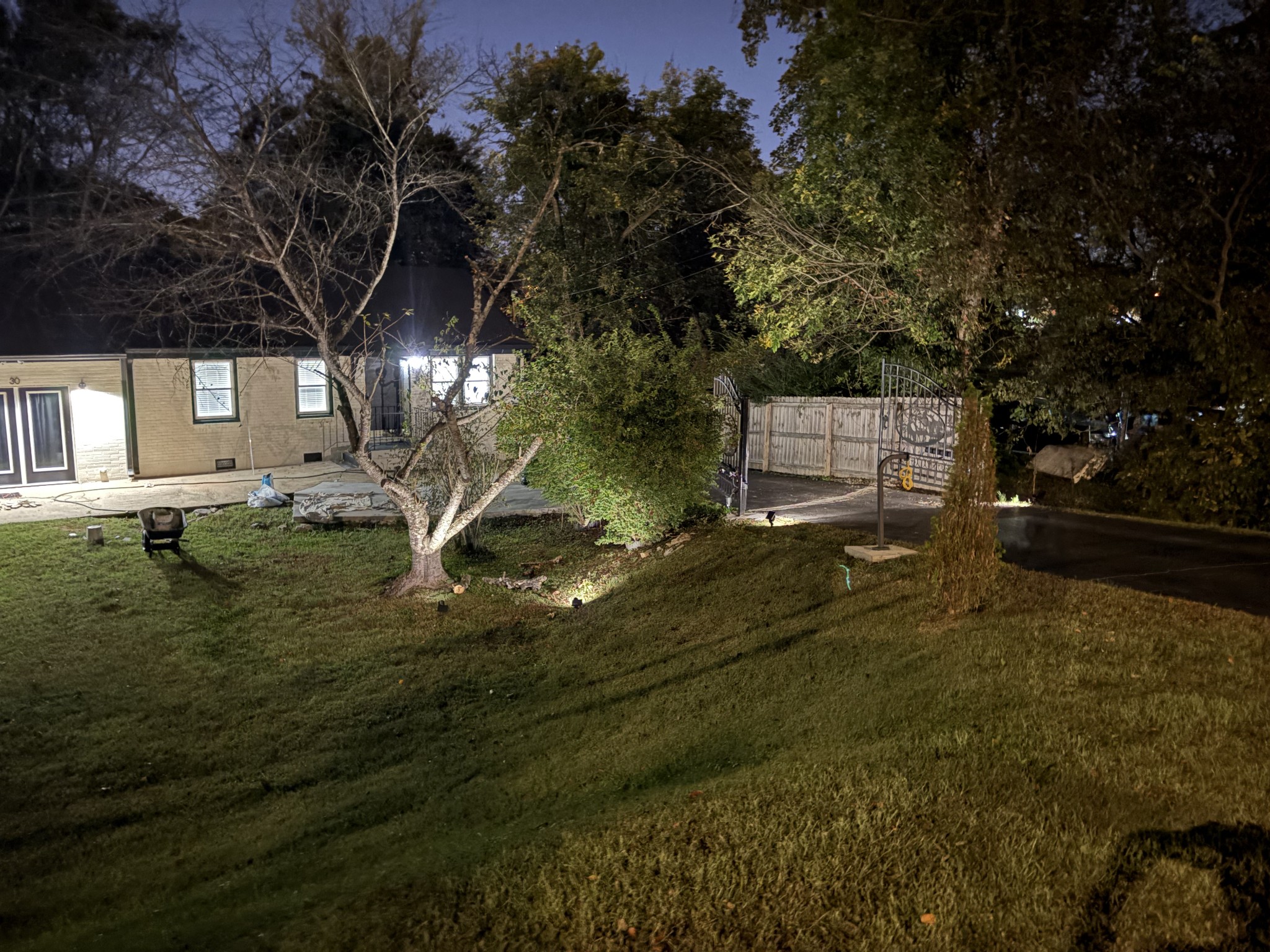30 E Thompson Ln, Nashville, TN 37211