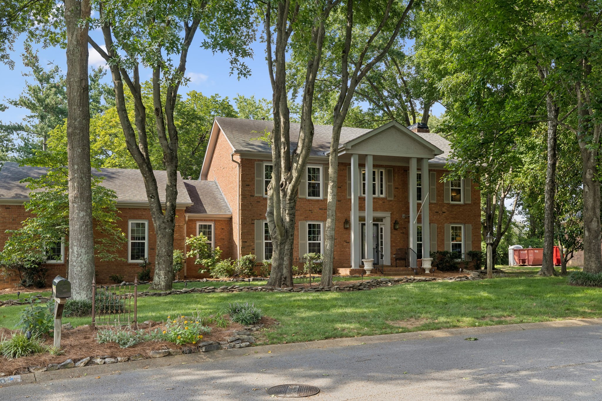 6020 Manor Pl, Brentwood, TN 37027