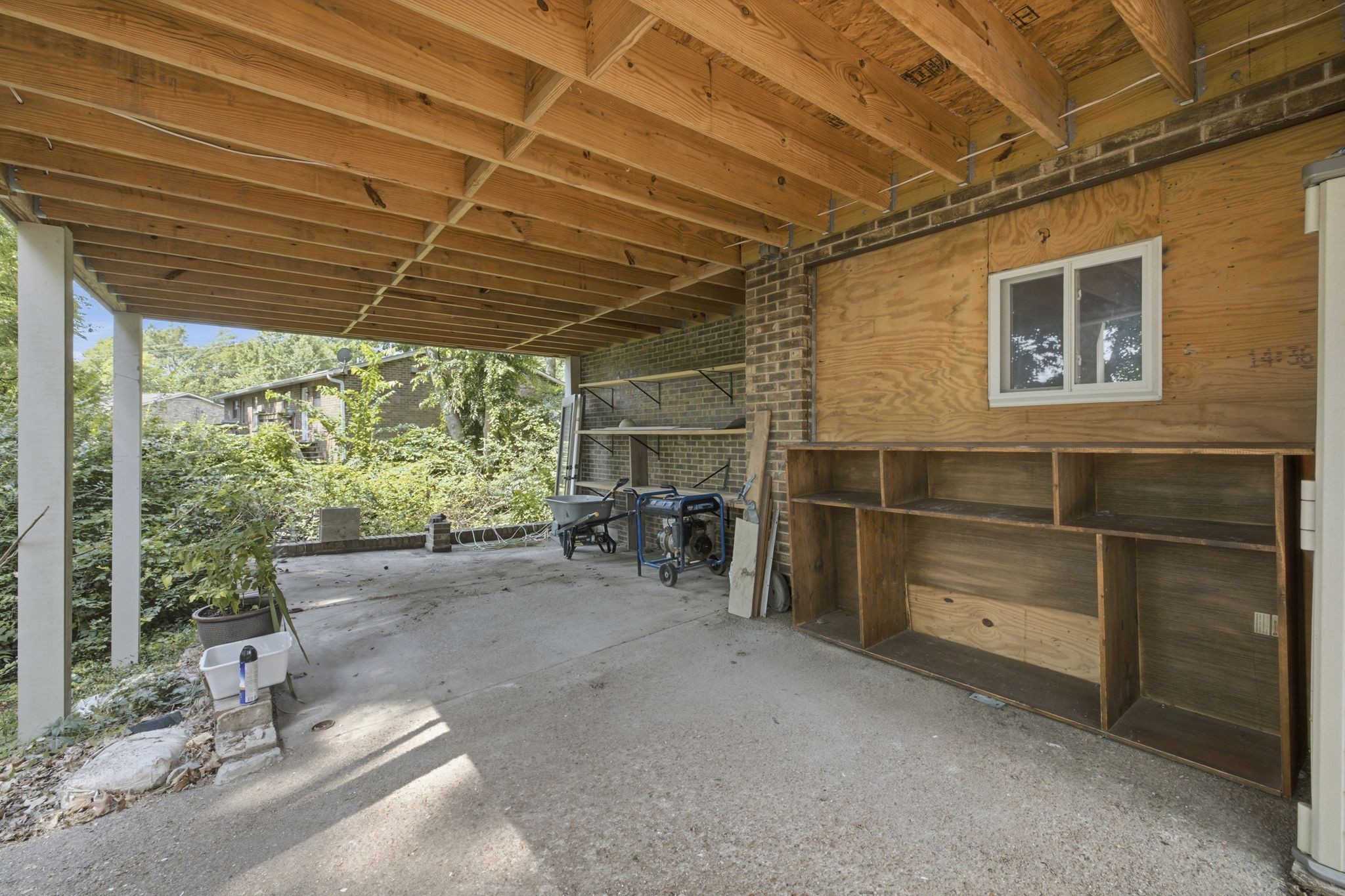 213 Cedarview Dr, Antioch, TN 37013
