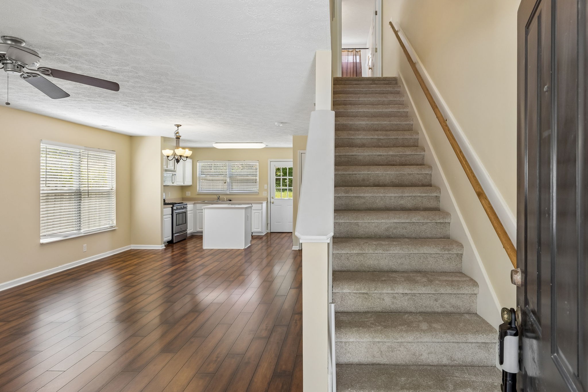 2005 Remington Park Rd, Hermitage, TN 37076