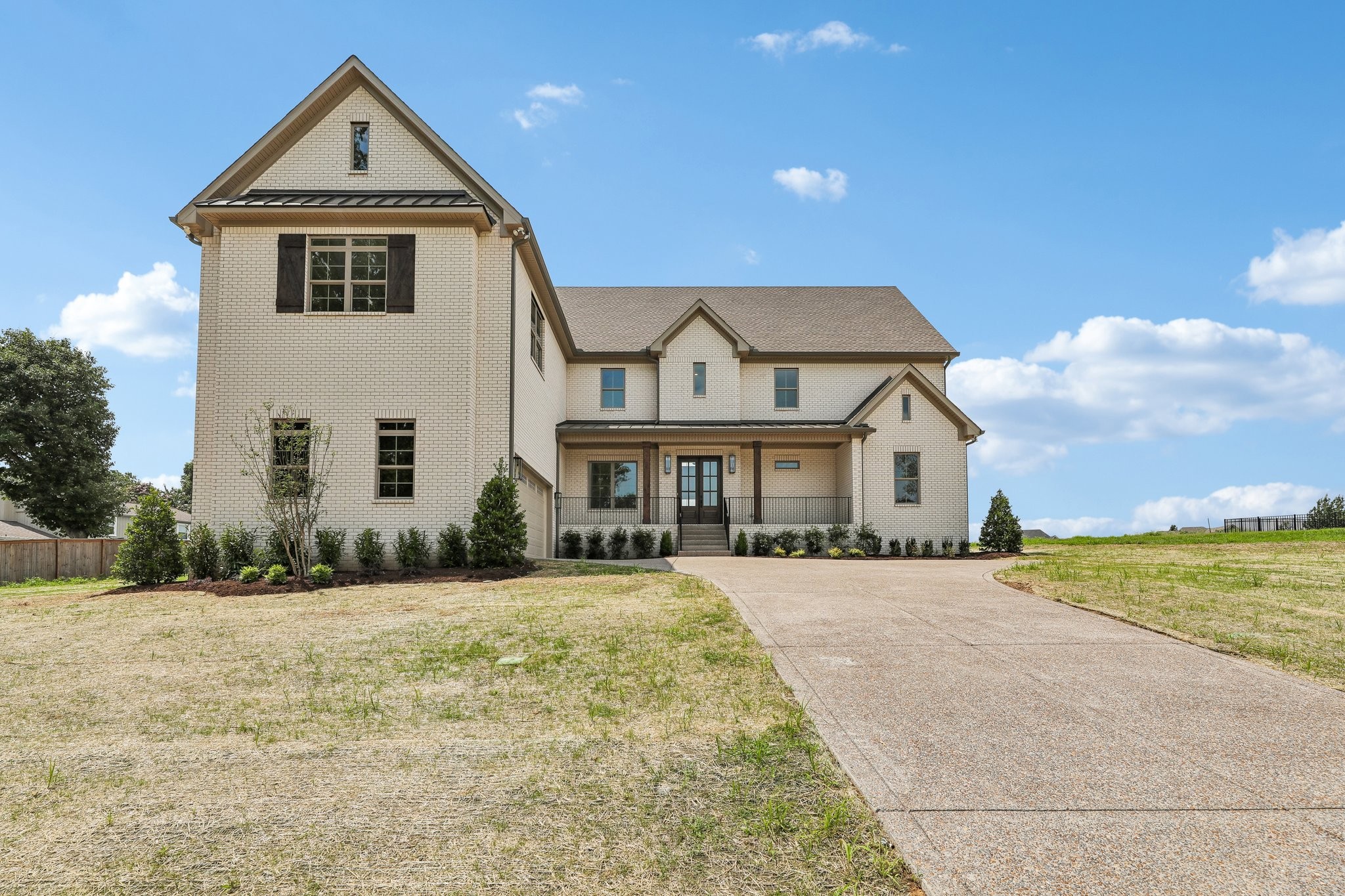 335 Raintree Dr, Hendersonville, TN 37075
