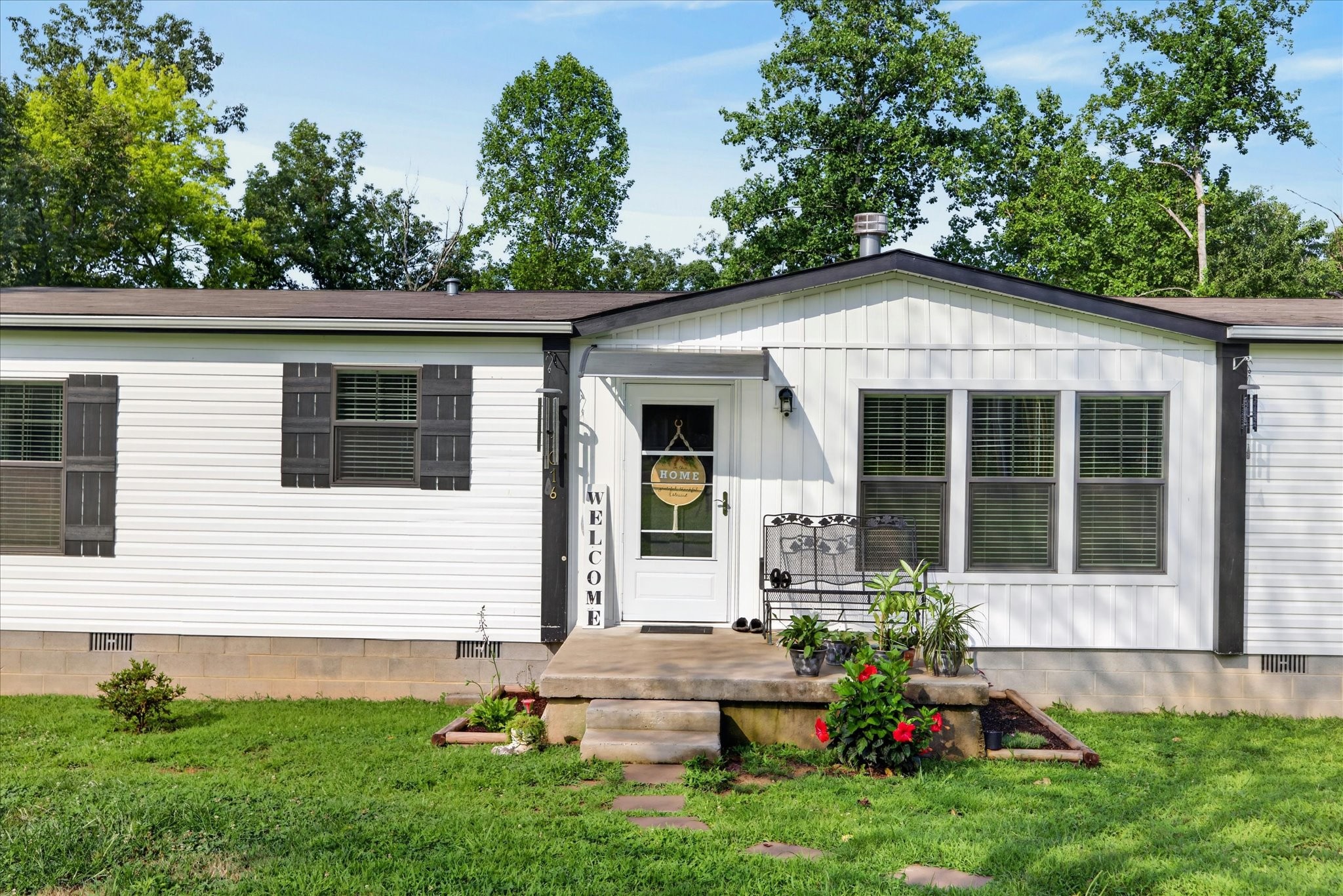 1016 Trouble Rd, Ashland City, TN 37015