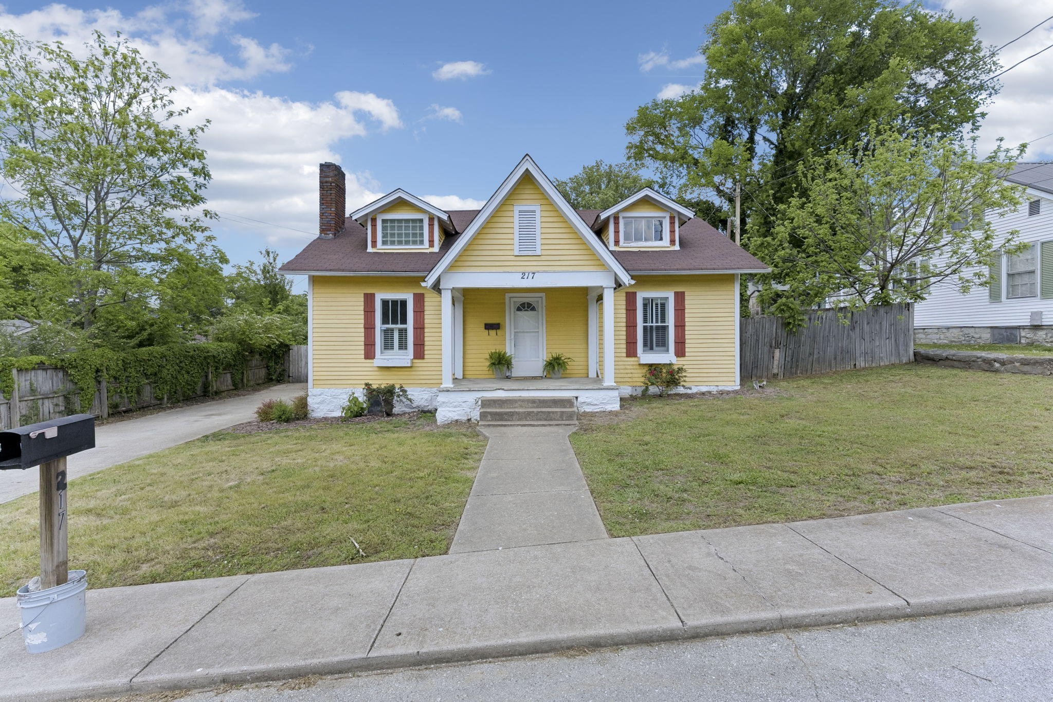 217 College Ave E, Carthage, TN 37030
