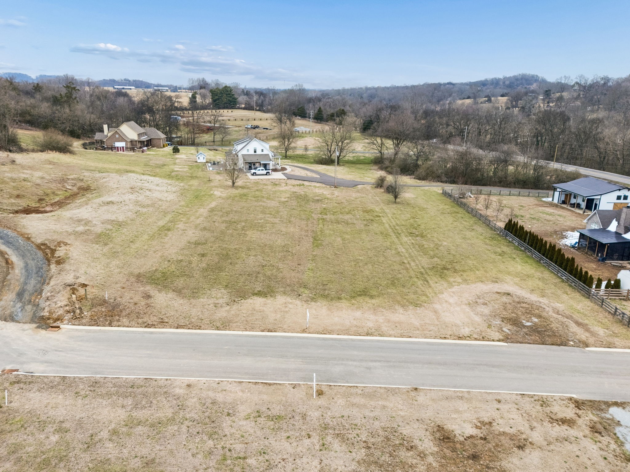 102 Heirloom Ln, Columbia, TN 38401