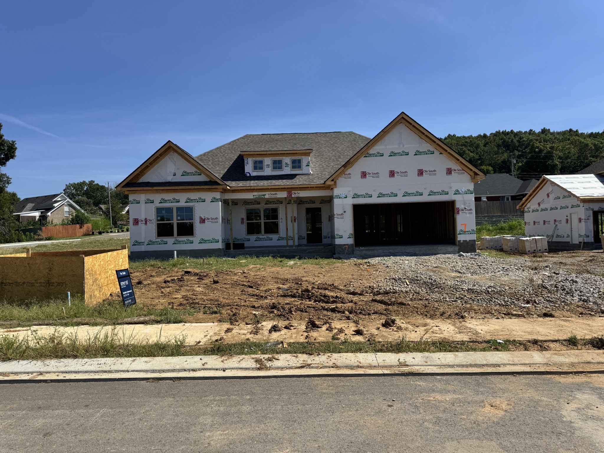 424 Ronald Lee Rd, Smyrna, TN 37167