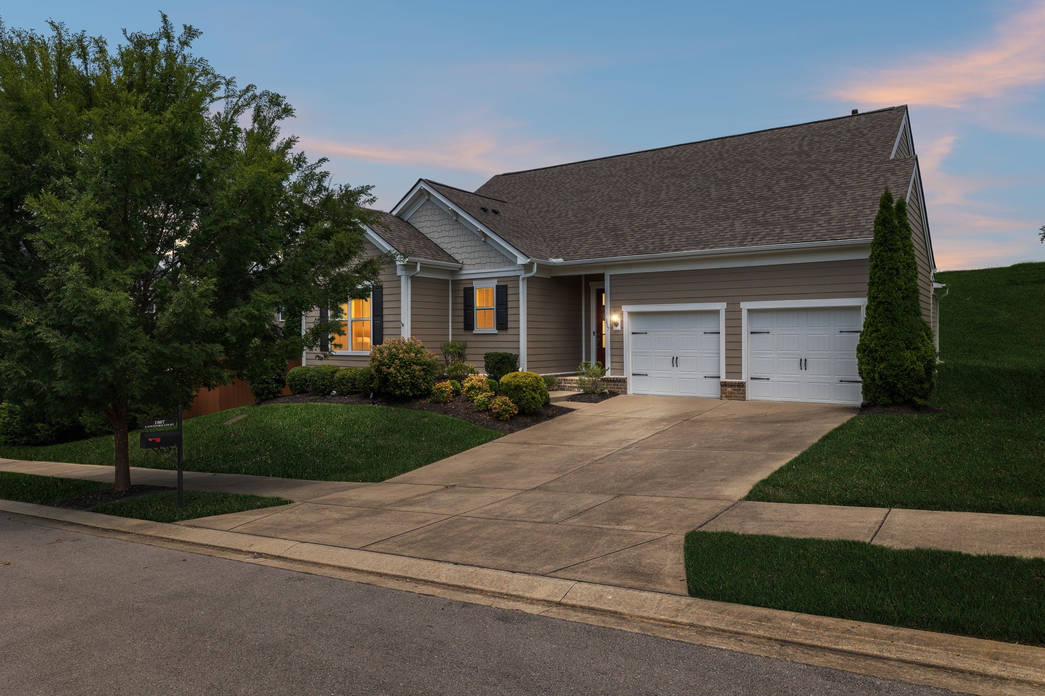 1807 Lanceford Ct, Franklin, TN 37067