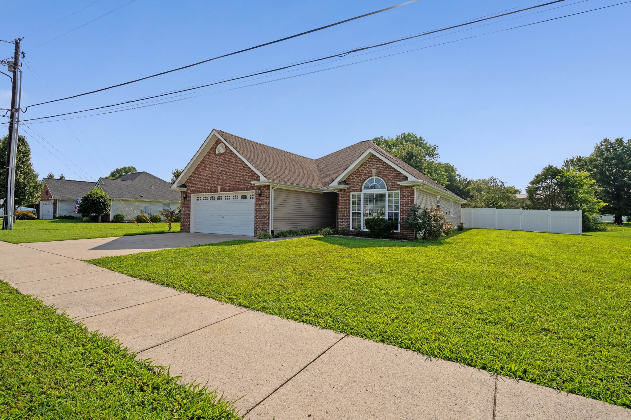 304 Providence Dr, Lebanon, TN 37087