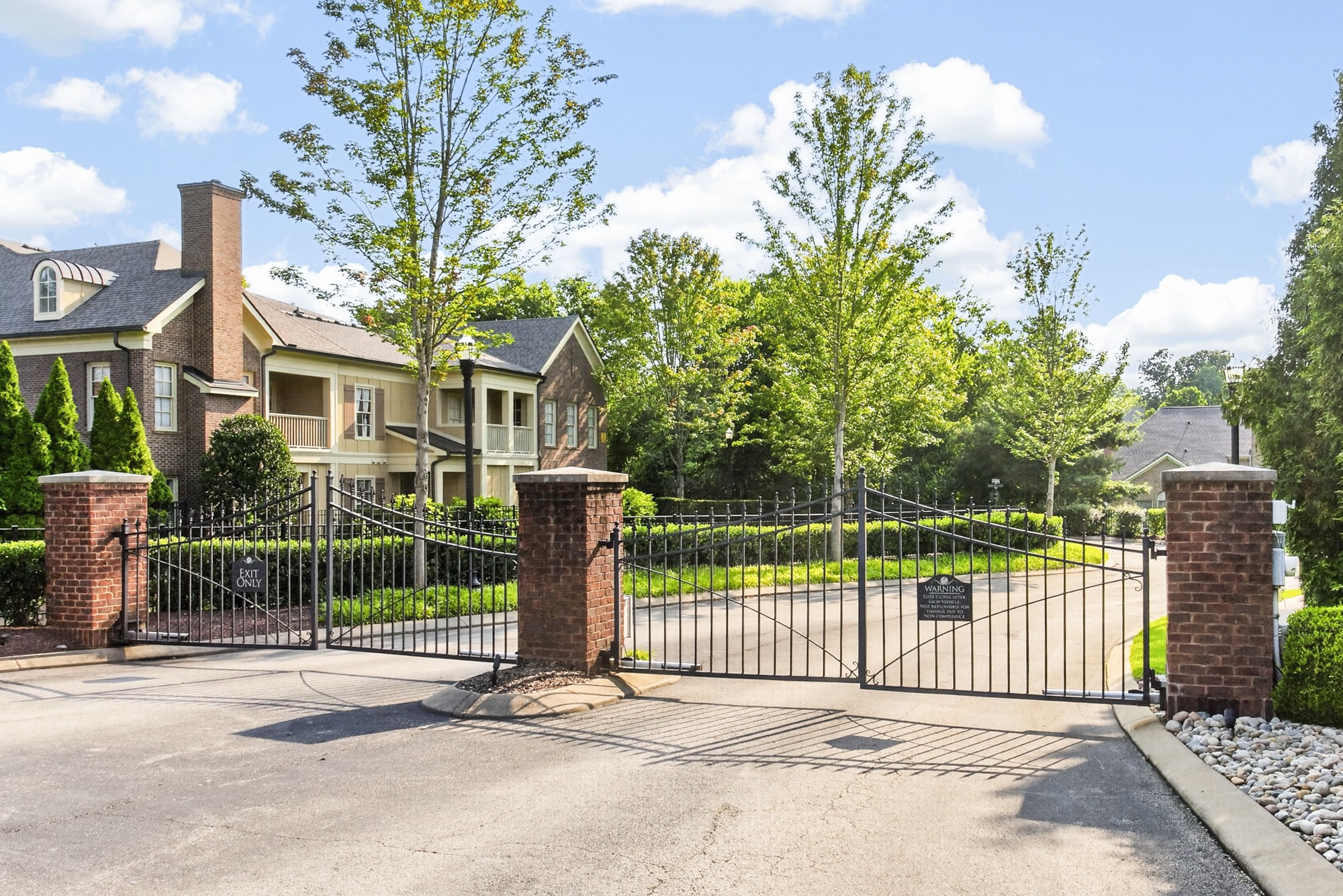 525 Grant Park Dr, Franklin, TN 37067