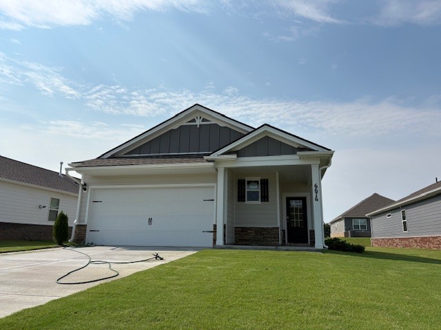 6676 Japonica Ln, White House, TN 37188