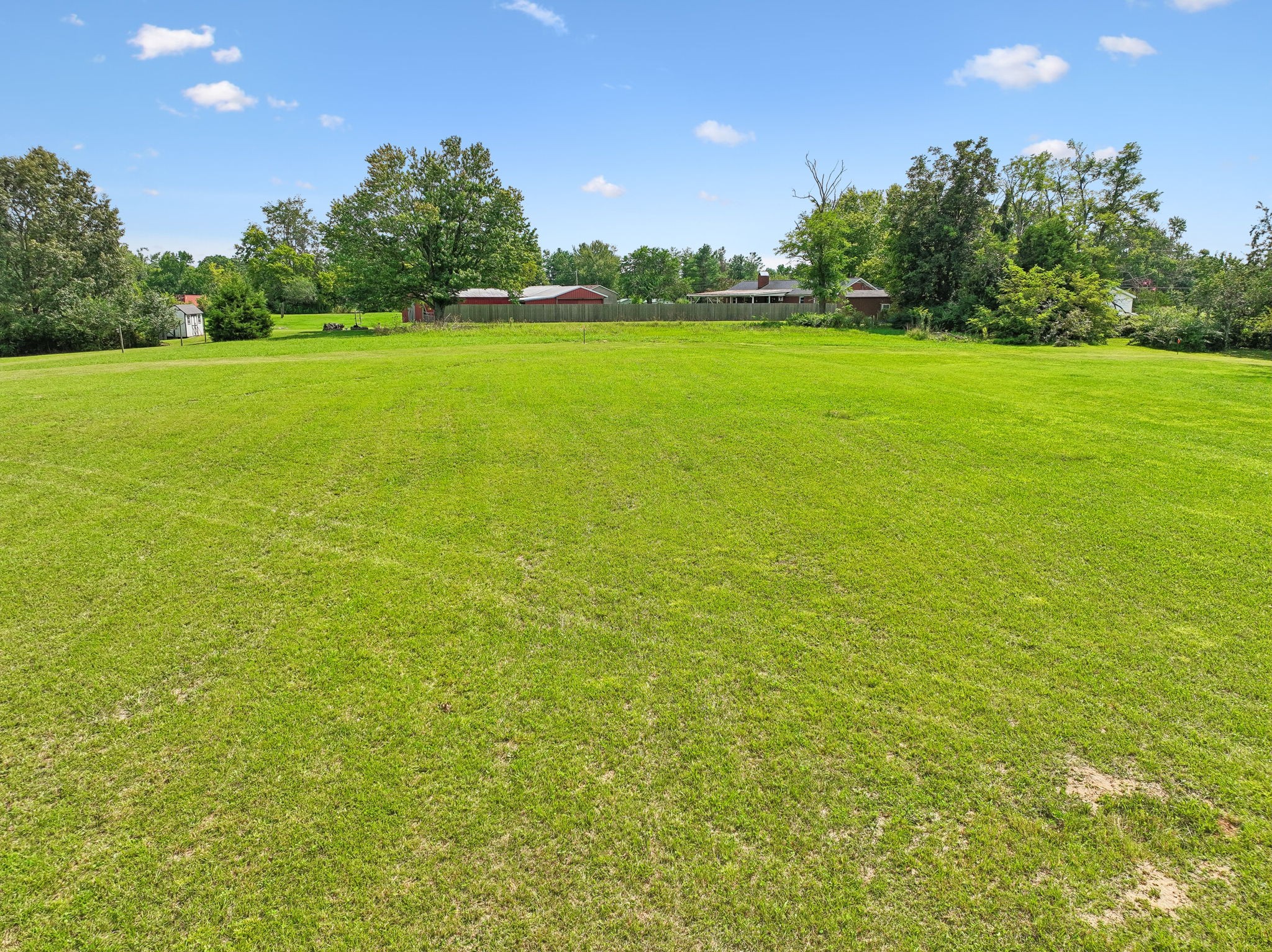 138 Belcher Hollow Rd, Cottontown, TN 37048