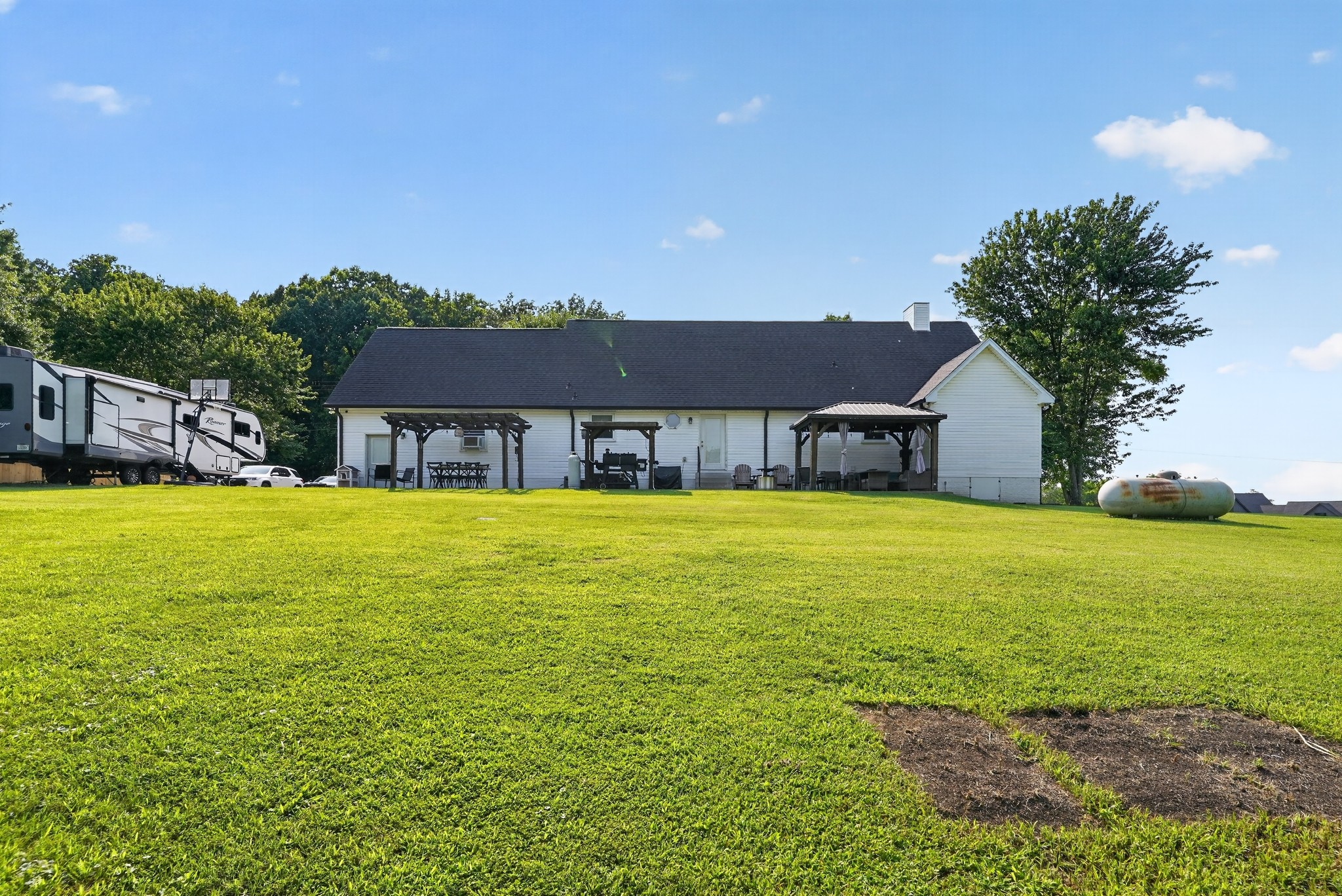 3741 Pleasant Grove Rd, White House, TN 37188