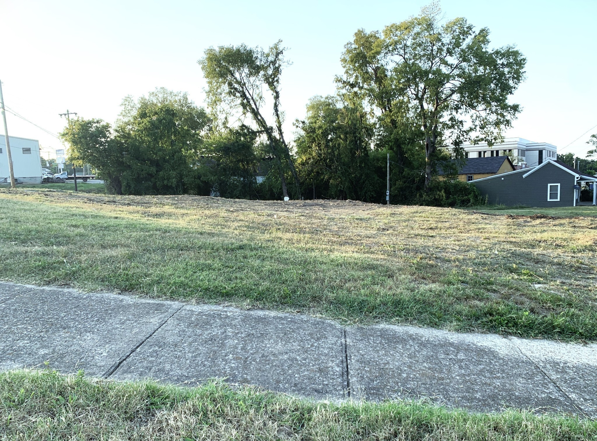 117 Cemetery Ave, Columbia, TN 38401