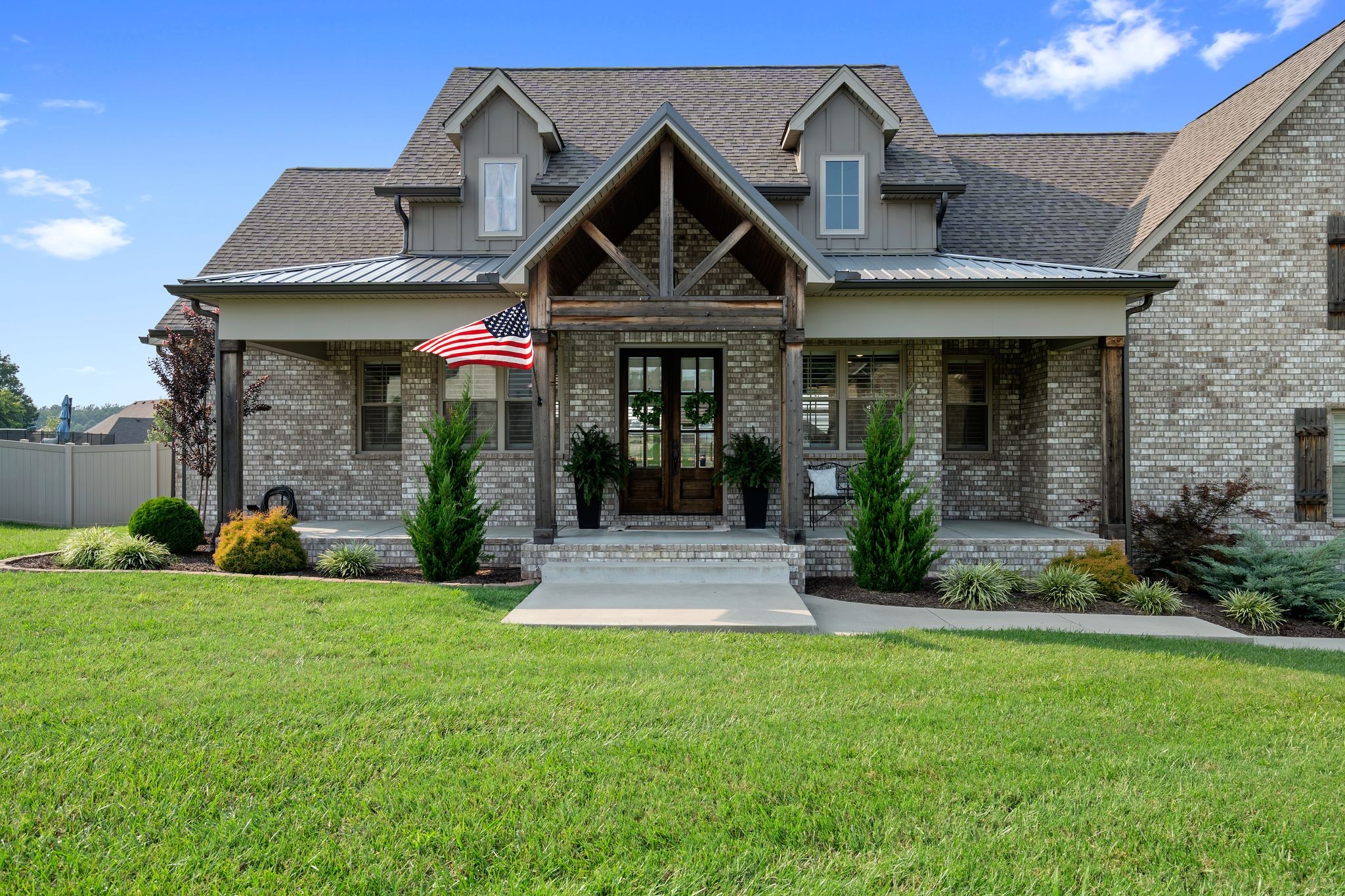 5017 Oxford Ln, Greenbrier, TN 37073